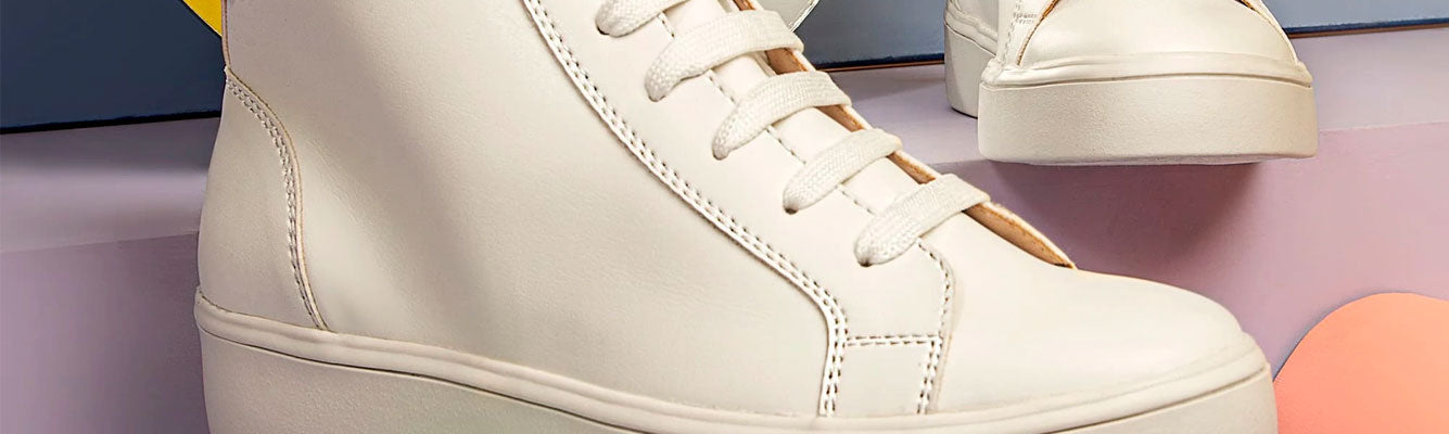 Domina el estilo Business Casual con estos Sneakers para Mujer