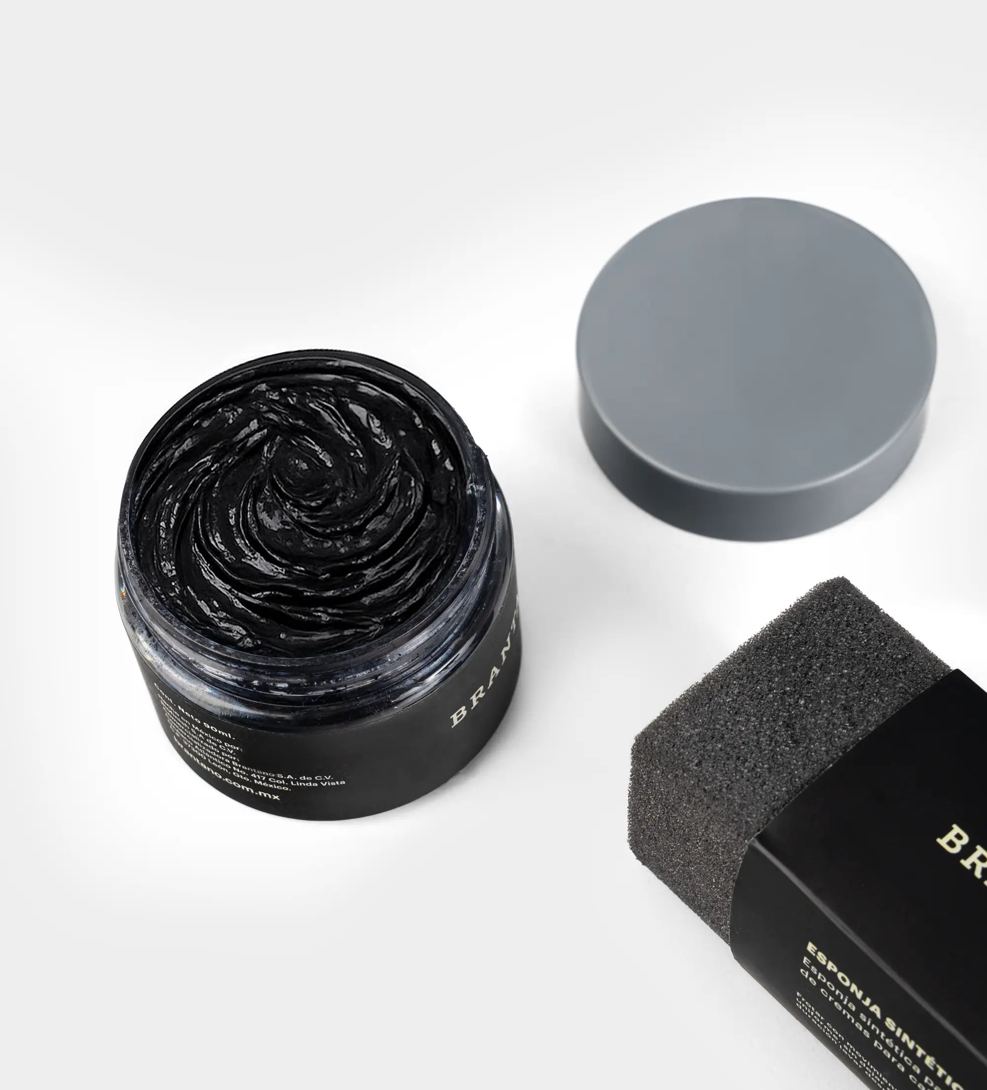 CREMA AUTOBRILLANTE NEGRO
