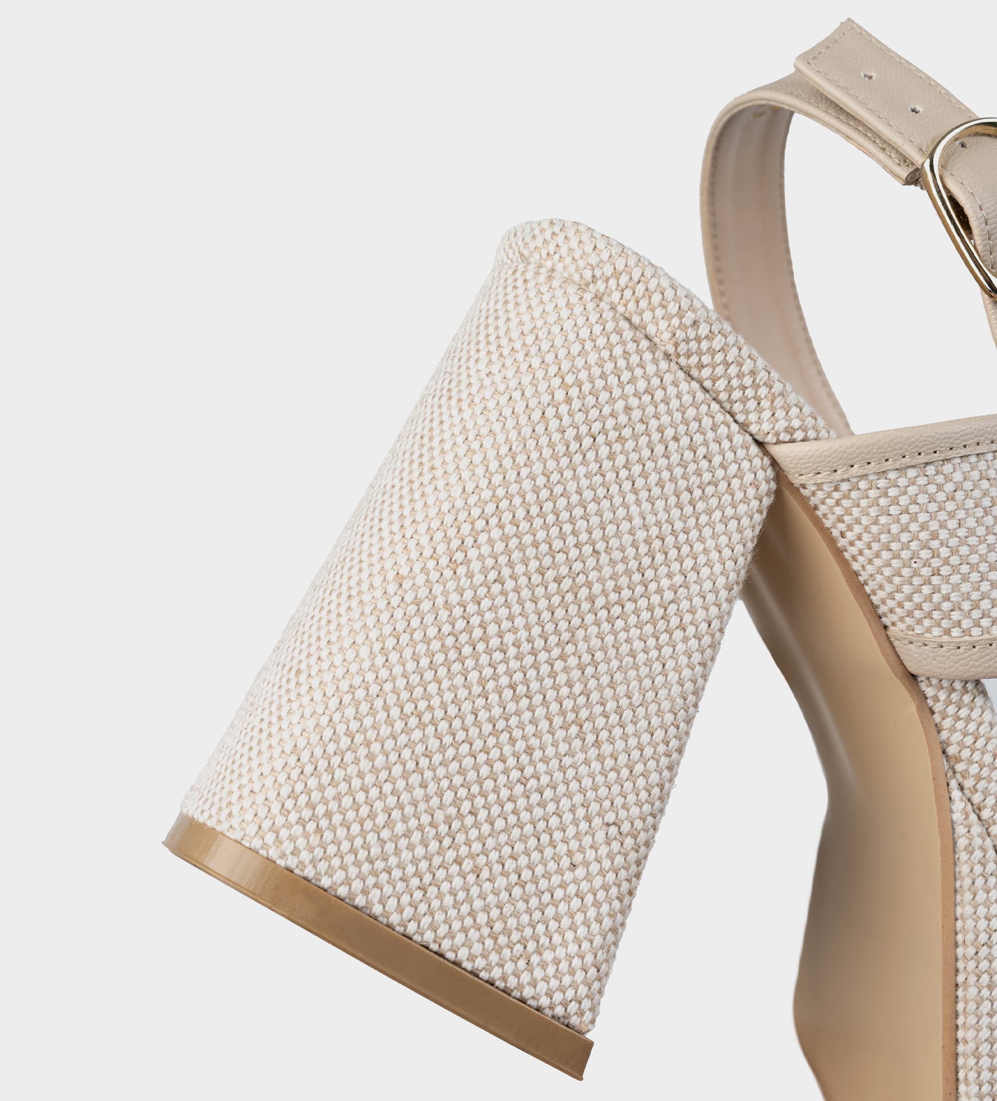SANDALIA PLATAFORMA ALTA TEXTIL BEIGE