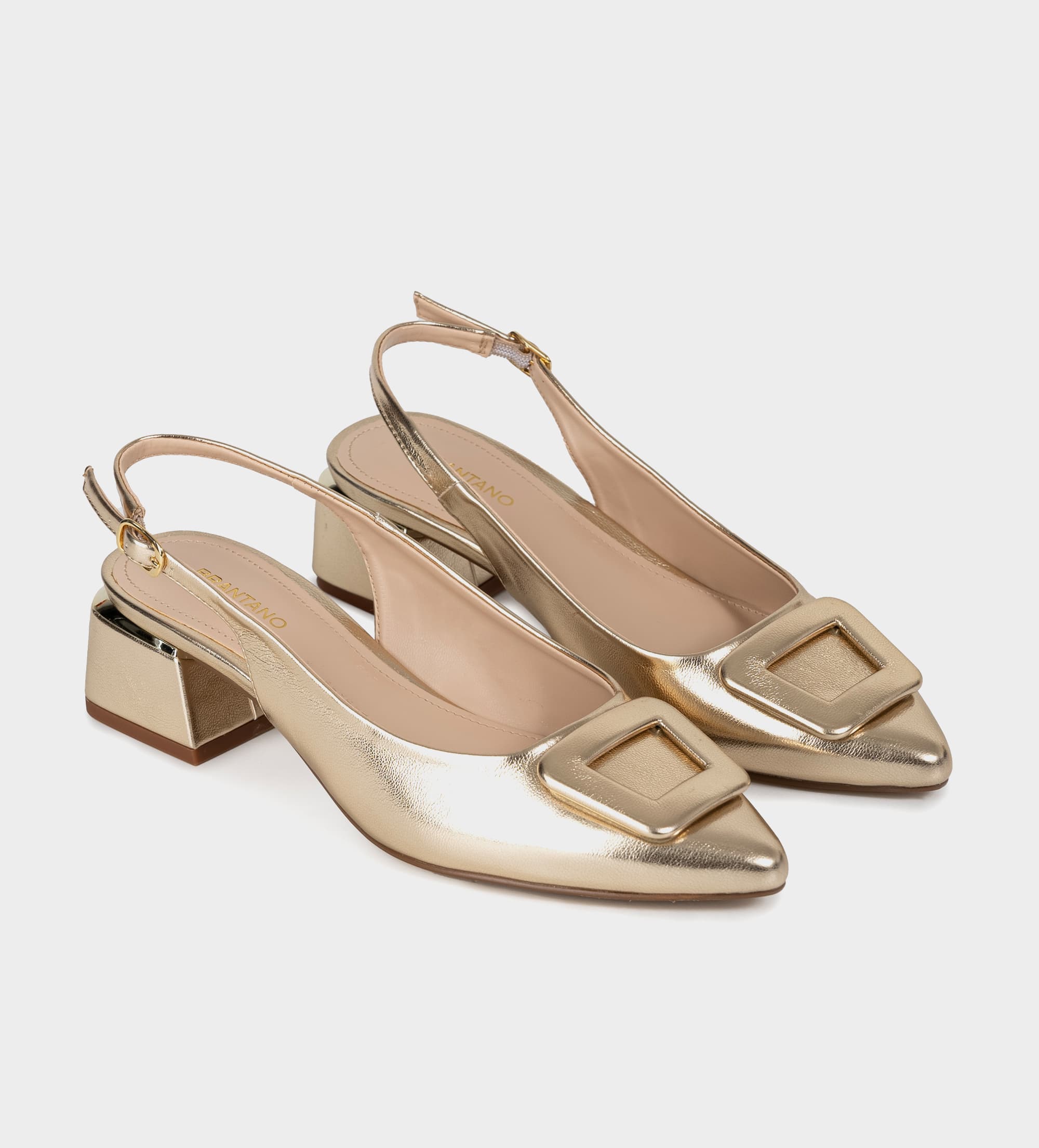 ZAPATILLA DESTALONADA HERRAJE ORO