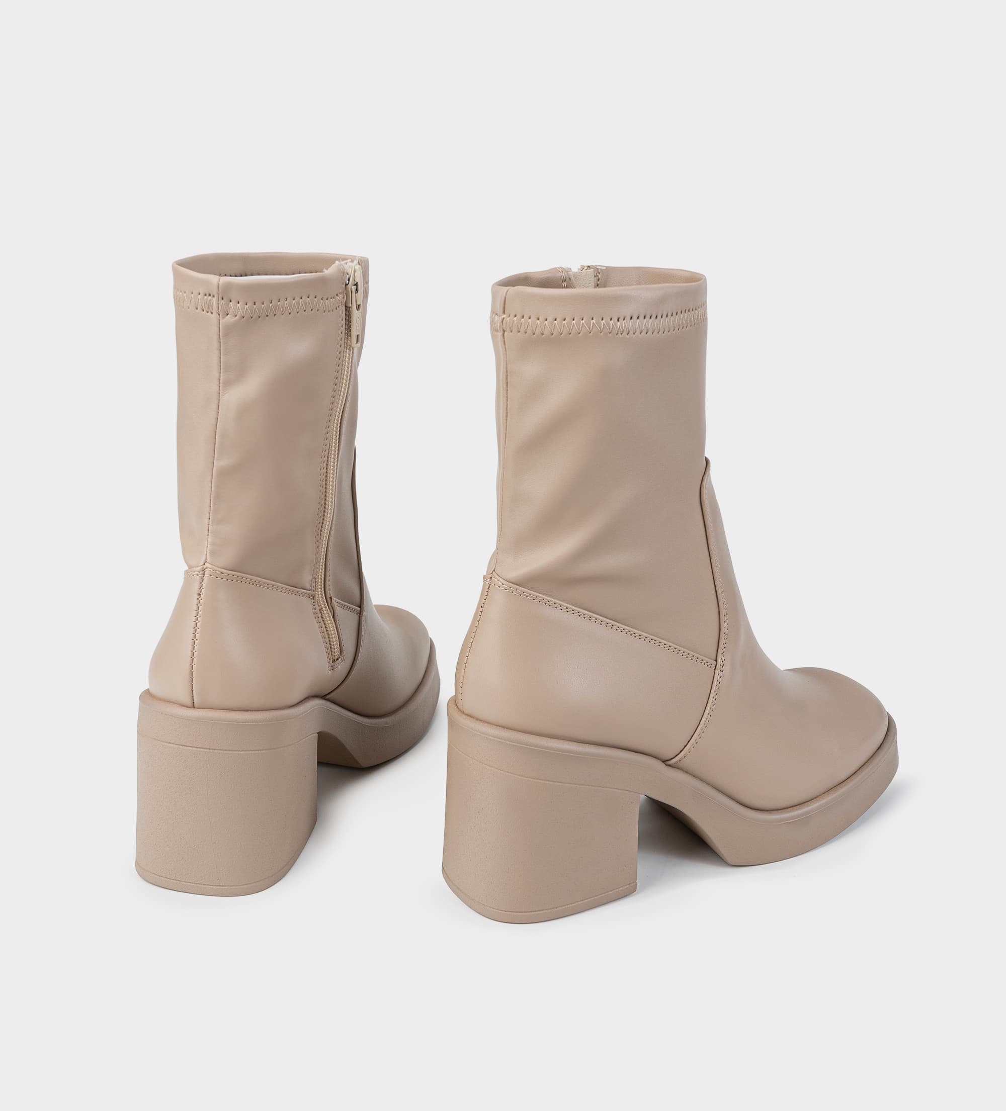 BOTÍN STRETCH TACÓN NUDE