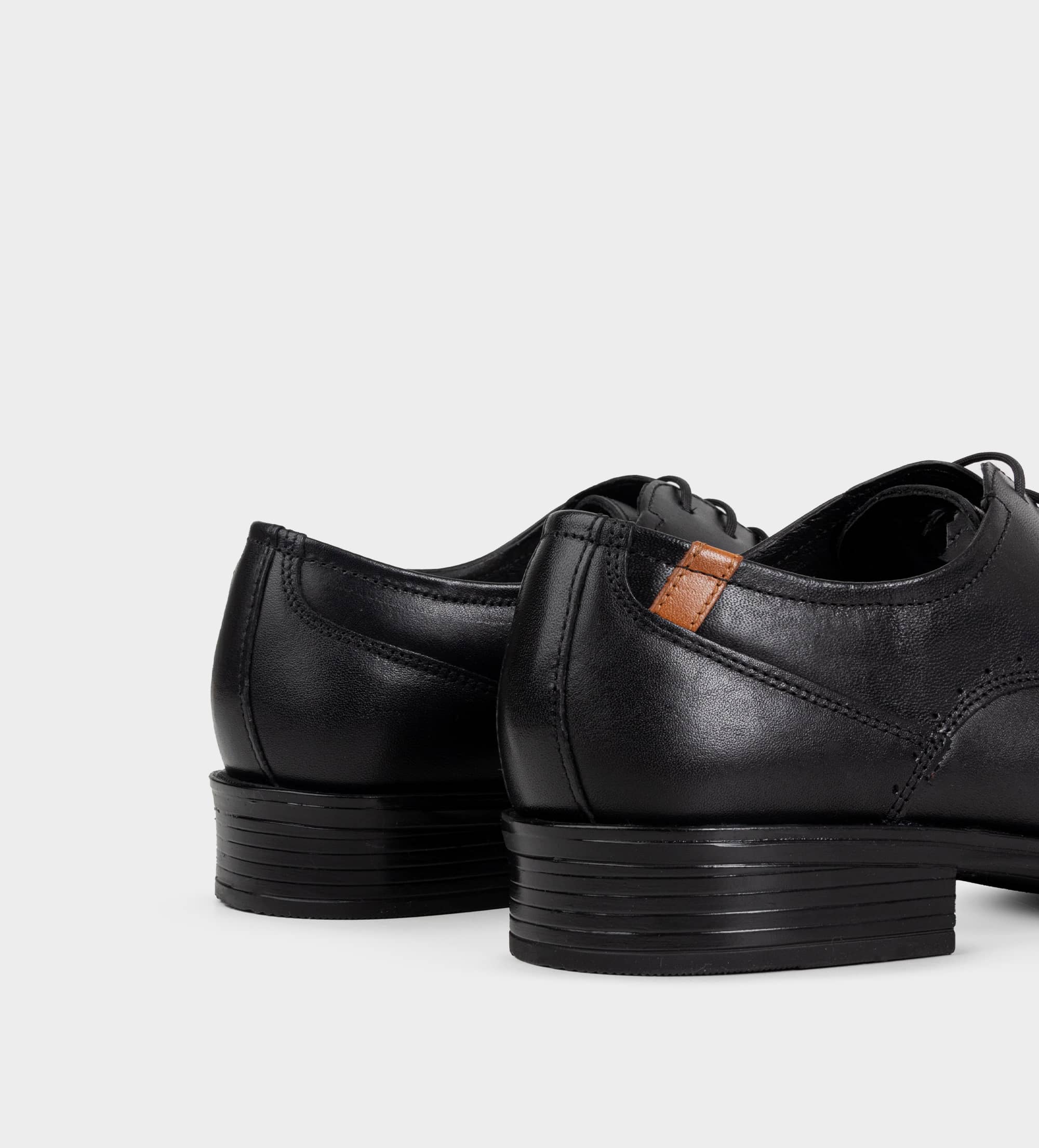 ZAPATO OXFORD PIEL NEGRO