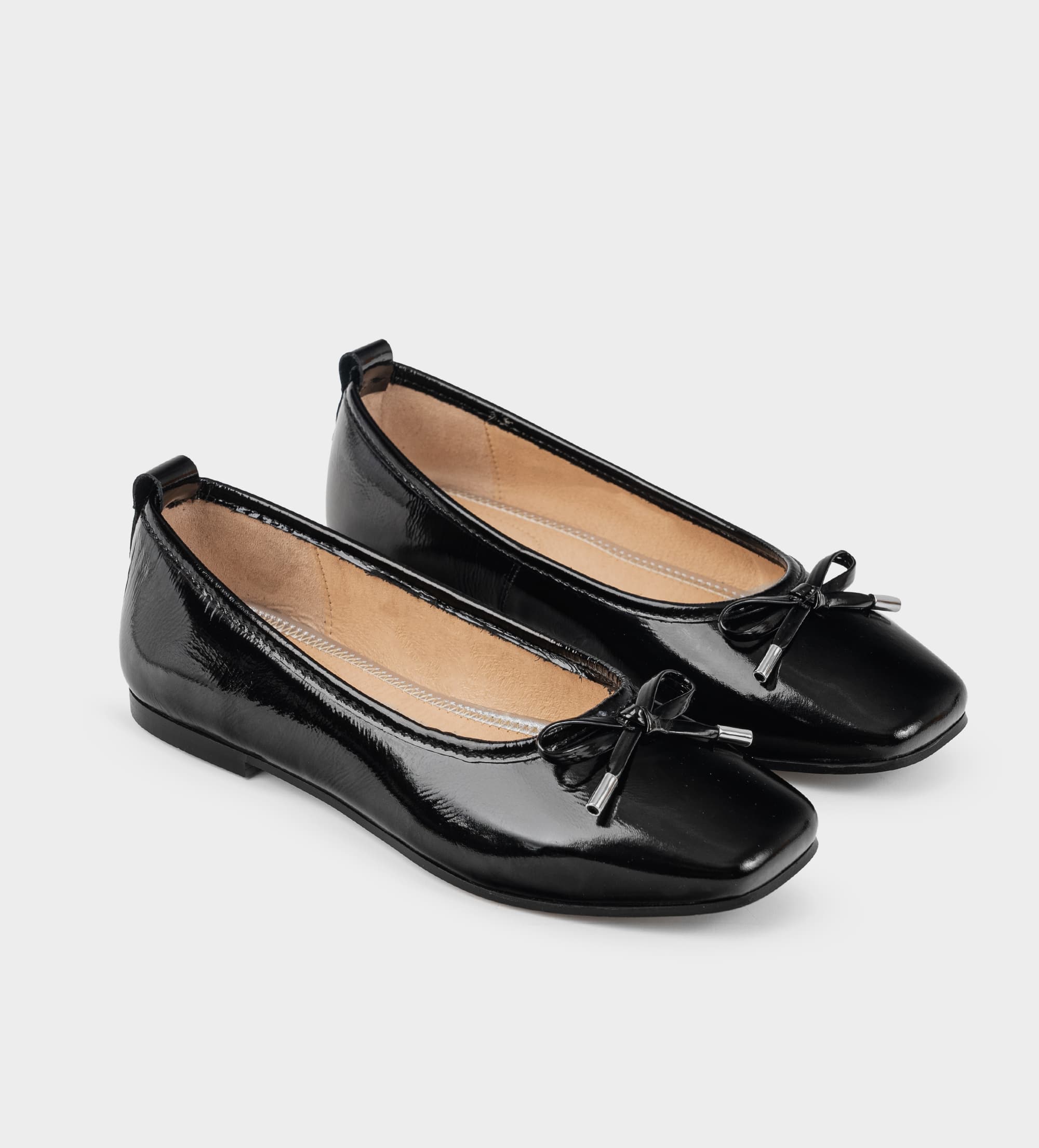 BALERINA LAZO PIEL CHAROL NEGRO