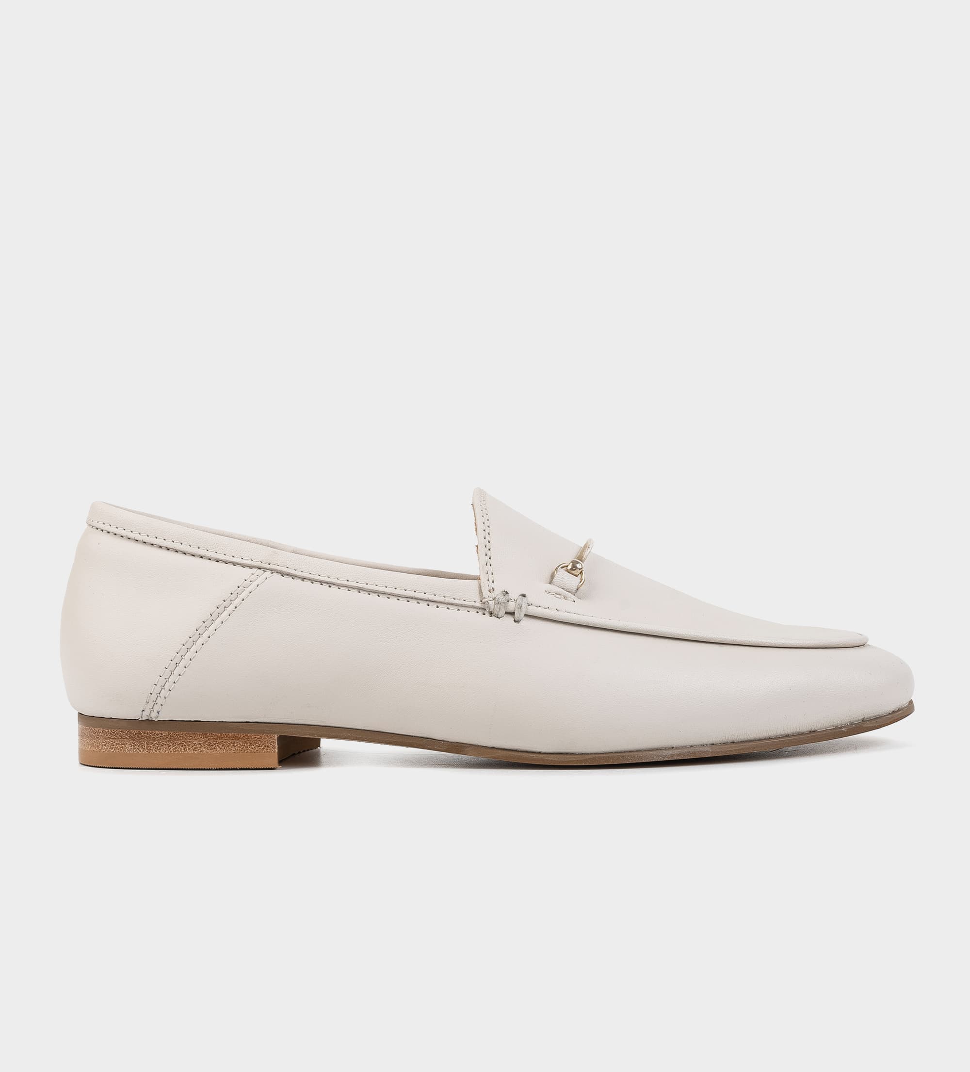 MOCASÍN HERRAJE PIEL BLANCO