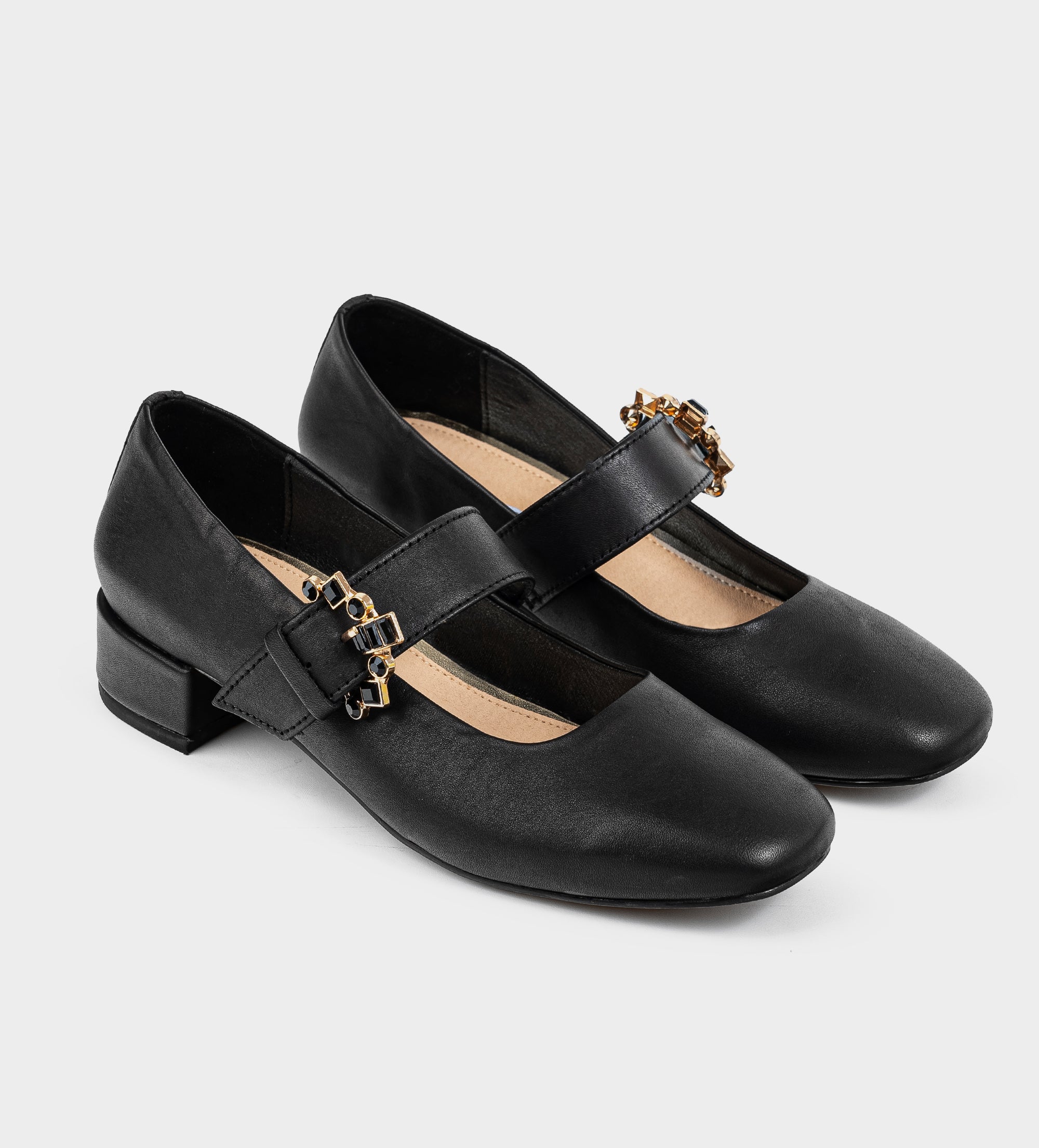 BALERINA BROCHE PEDRERÍA PIEL NEGRO