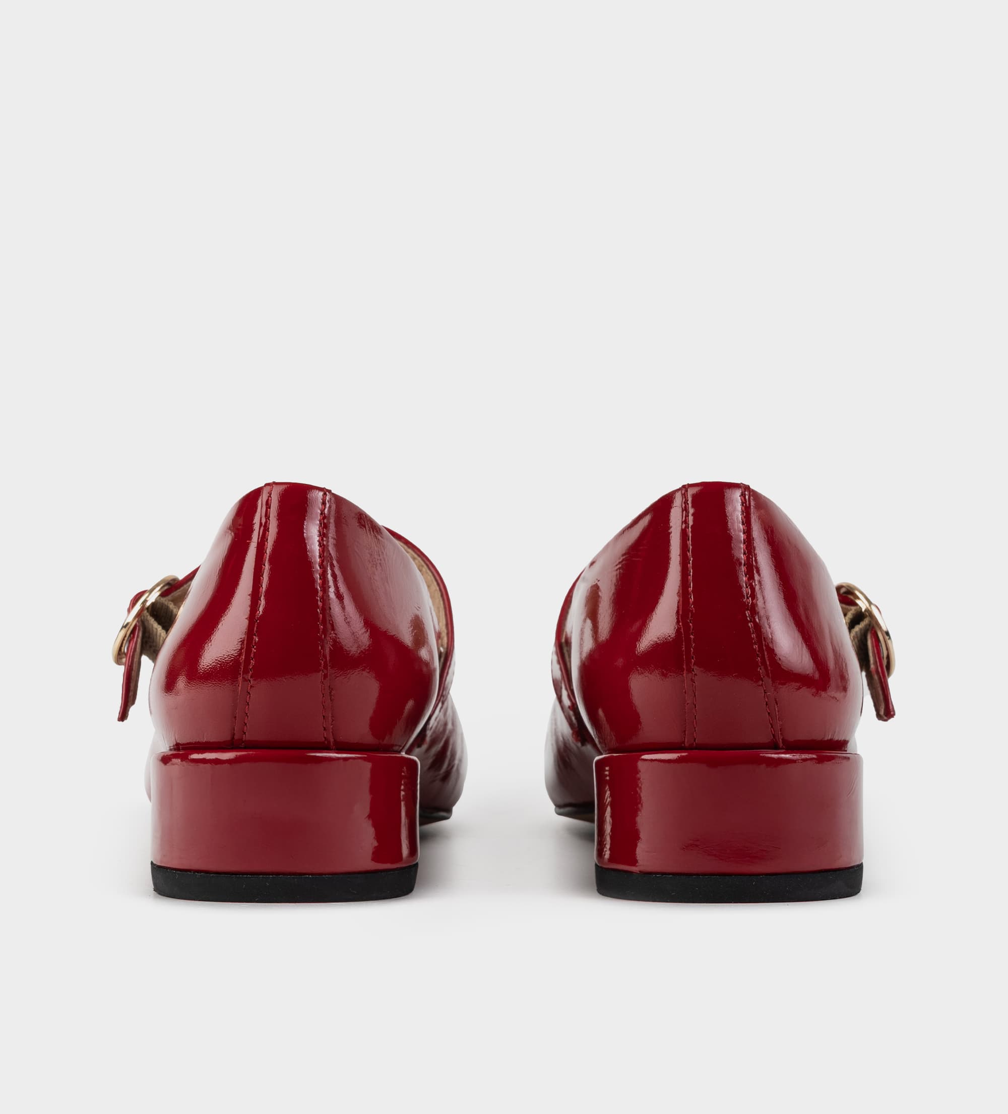 ZAPATO TACÓN BAJO CHAROL ROJO