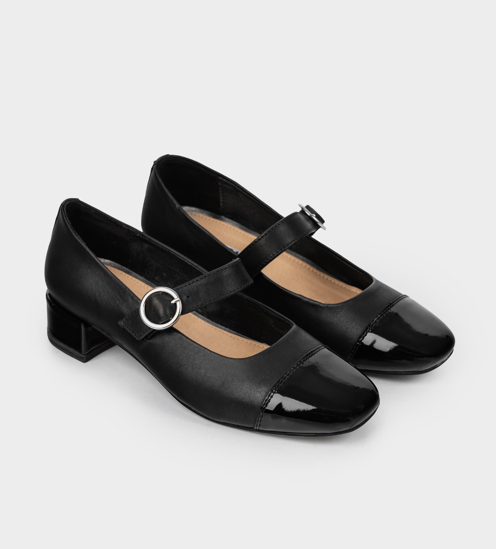 ZAPATO TACÓN PIEL NEGRO