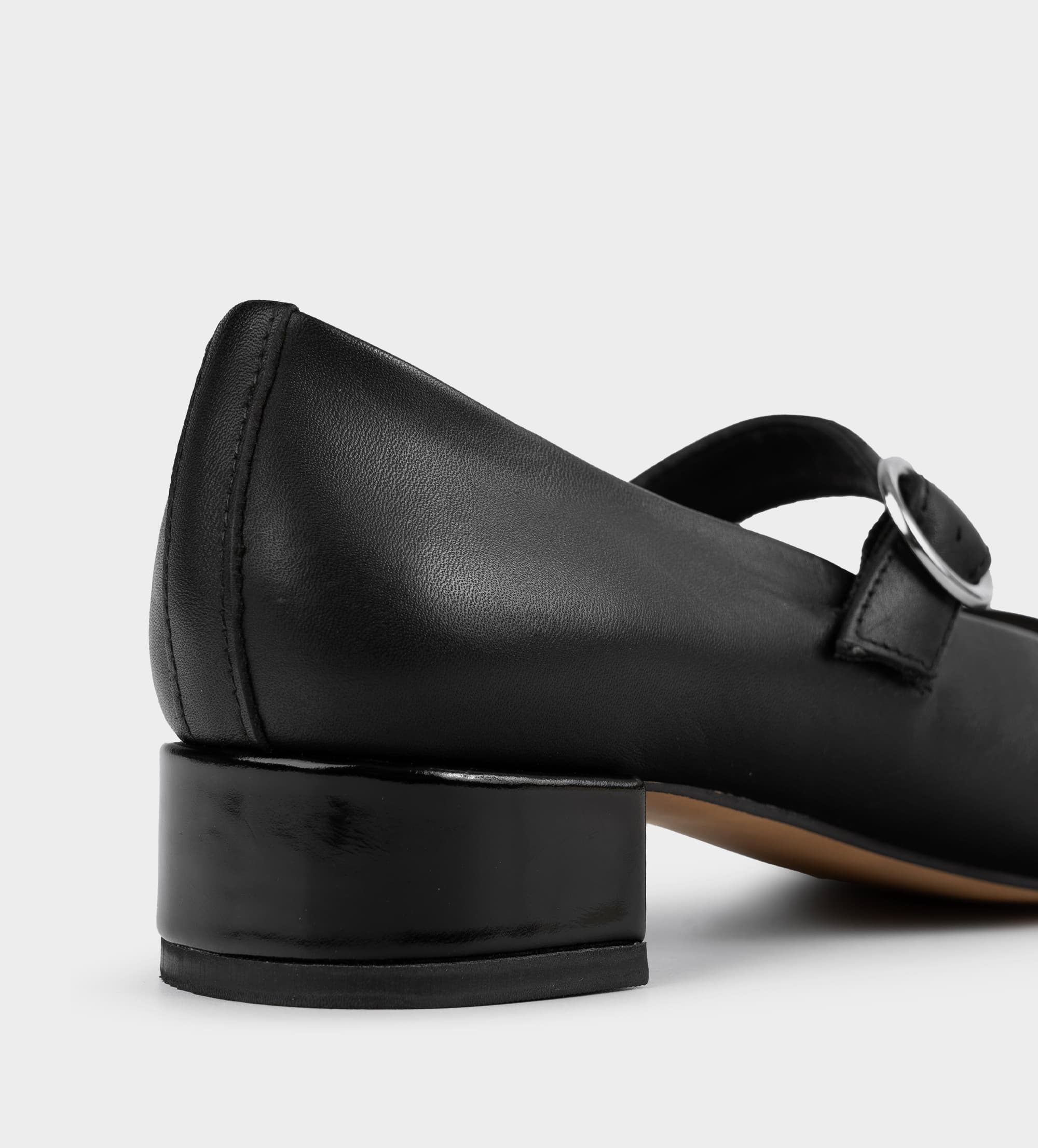 ZAPATO TACÓN PIEL NEGRO