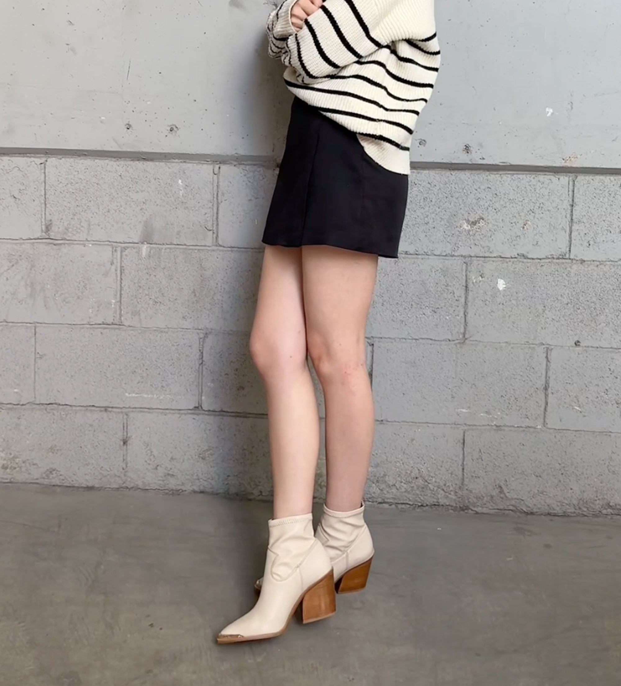BOTÍN WESTERN STRETCH PIEL BEIGE
