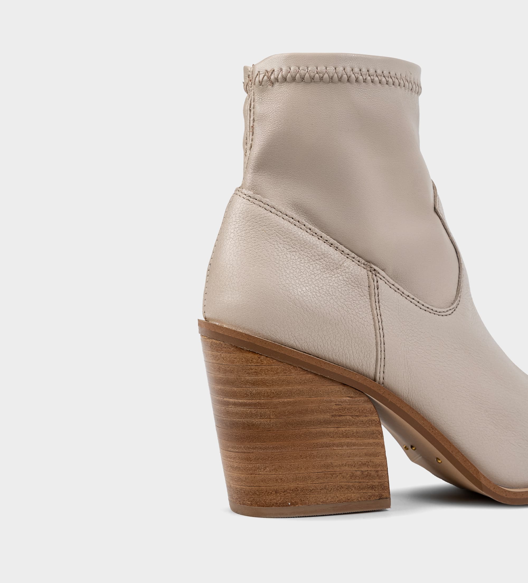 BOTÍN WESTERN STRETCH PIEL BEIGE