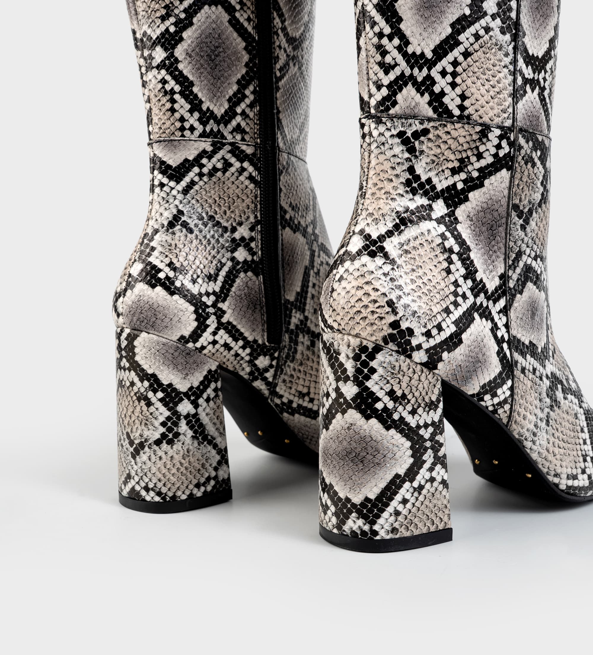 BOTA ALTA CASUAL SNAKE PRINT