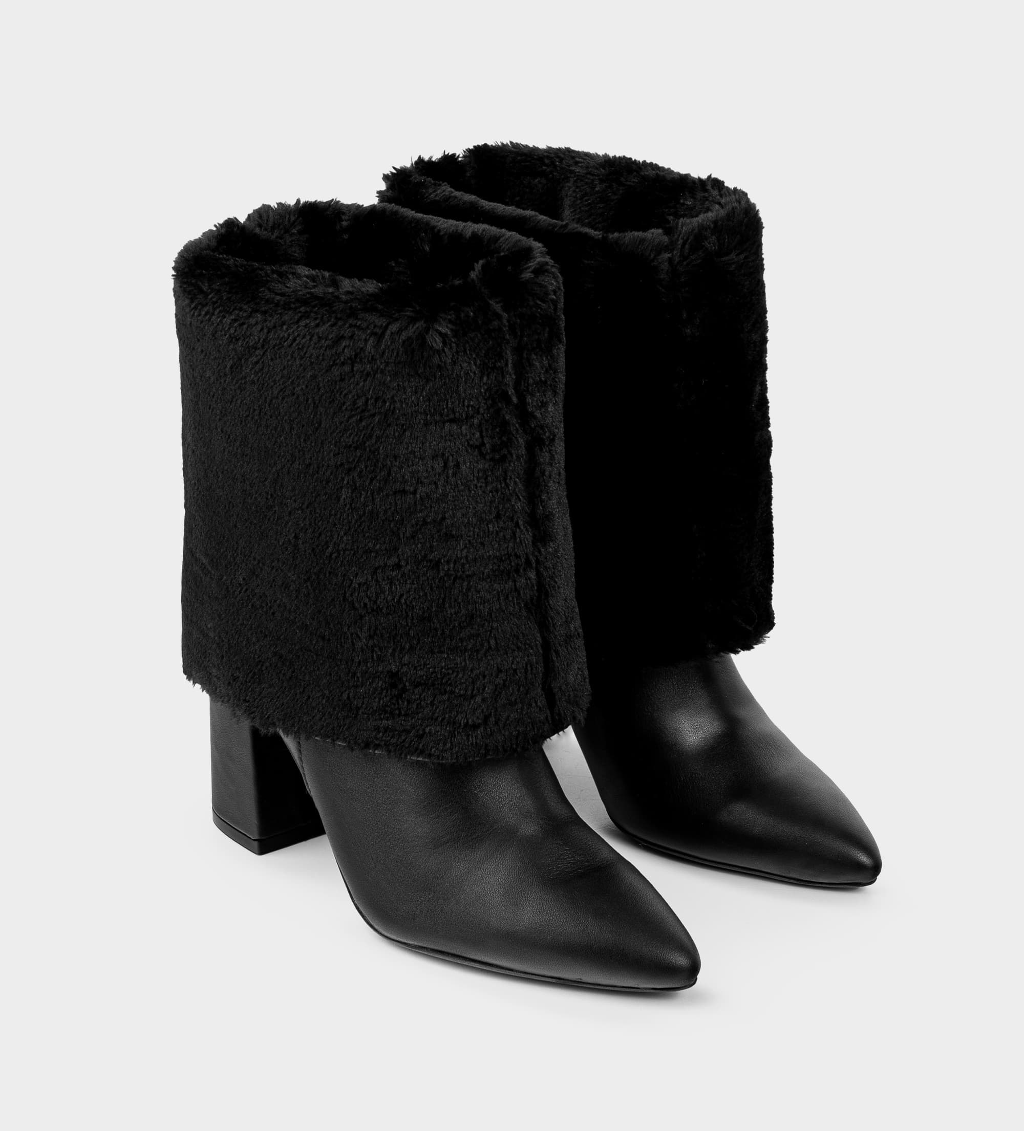 BOTA TACÓN ALTO EXTERIOR TIPO BORREGA PIEL NEGRO