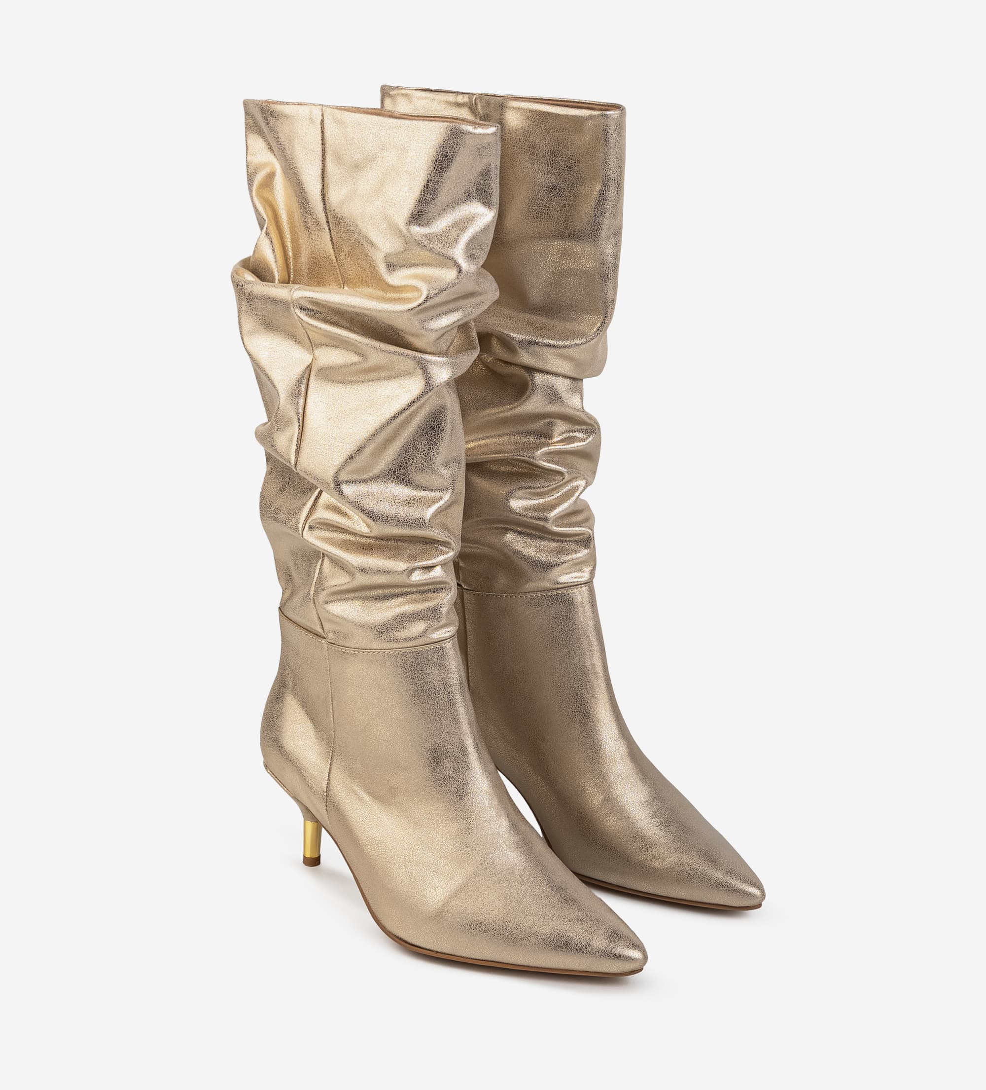 BOTA ALTA TACÓN BAJO SLOUCHY PIEL ORO