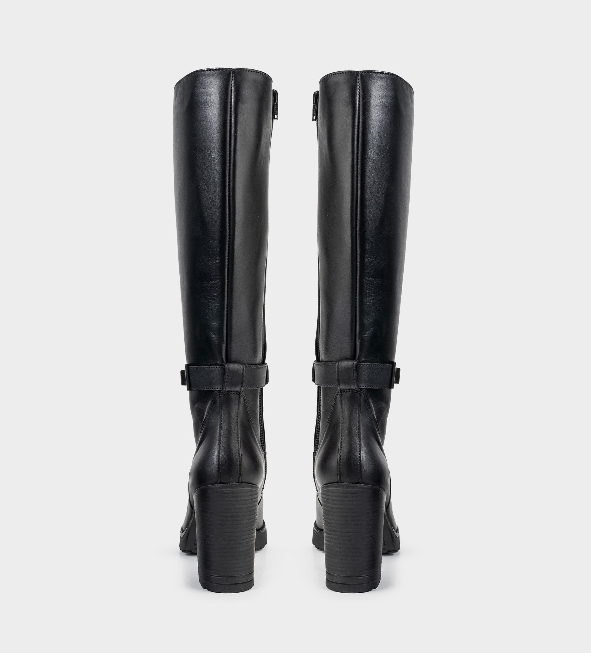 BOTA ALTA TRACK PIEL NEGRO CON HEBILLA