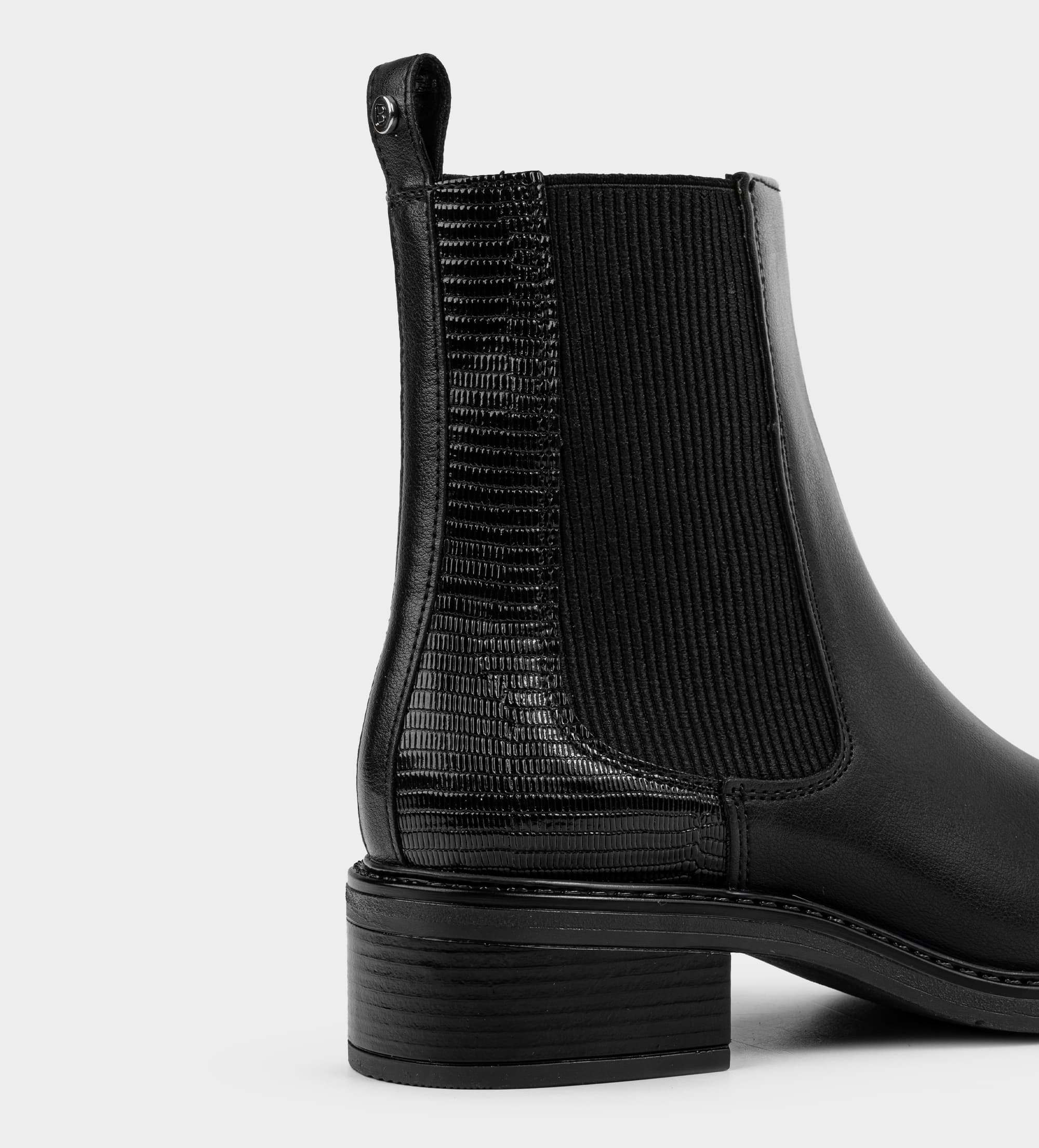 BOTIN CASUAL CHELSEA NEGRO