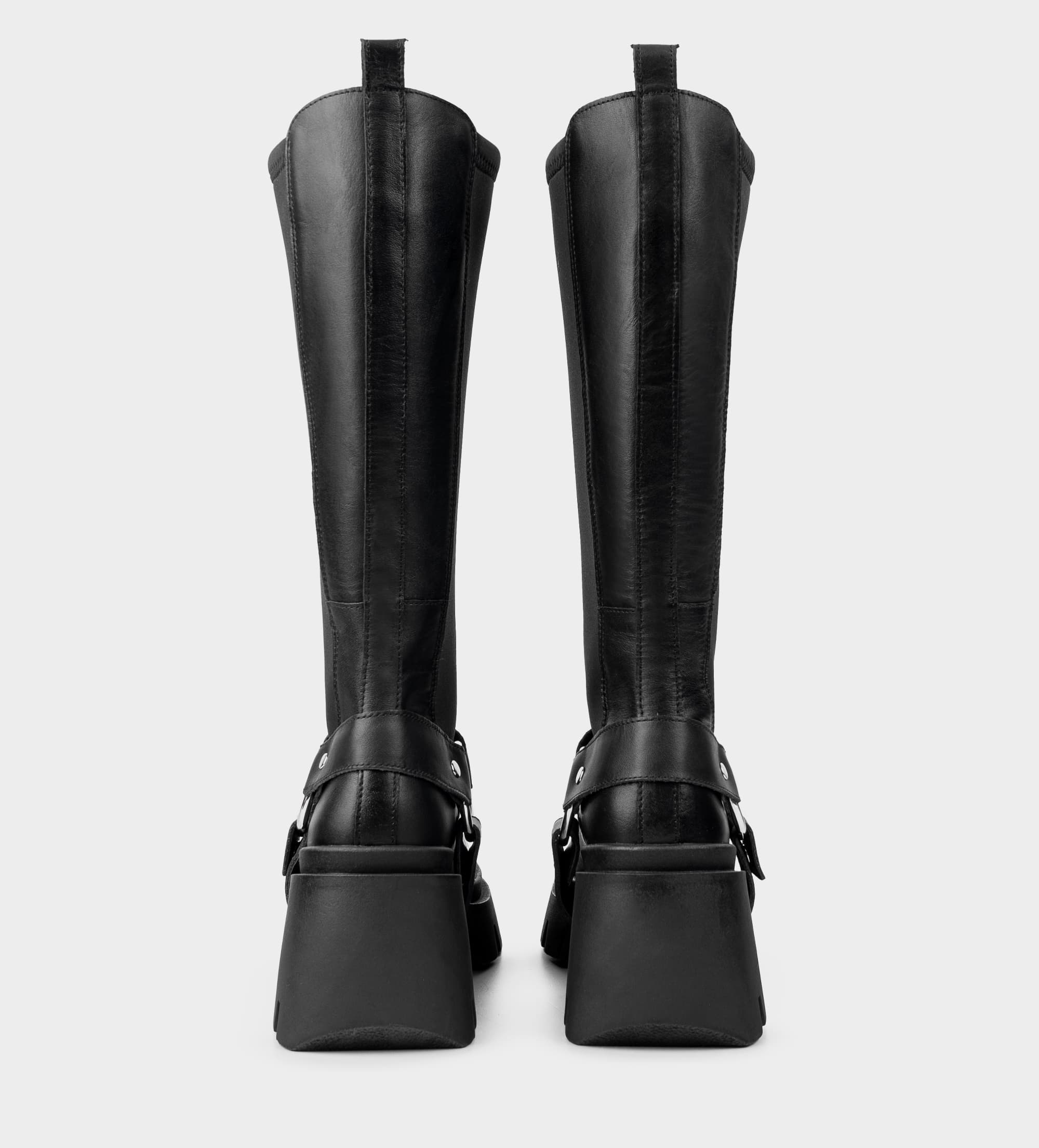 BOTA TRACK HEBILLA PIEL NEGRO