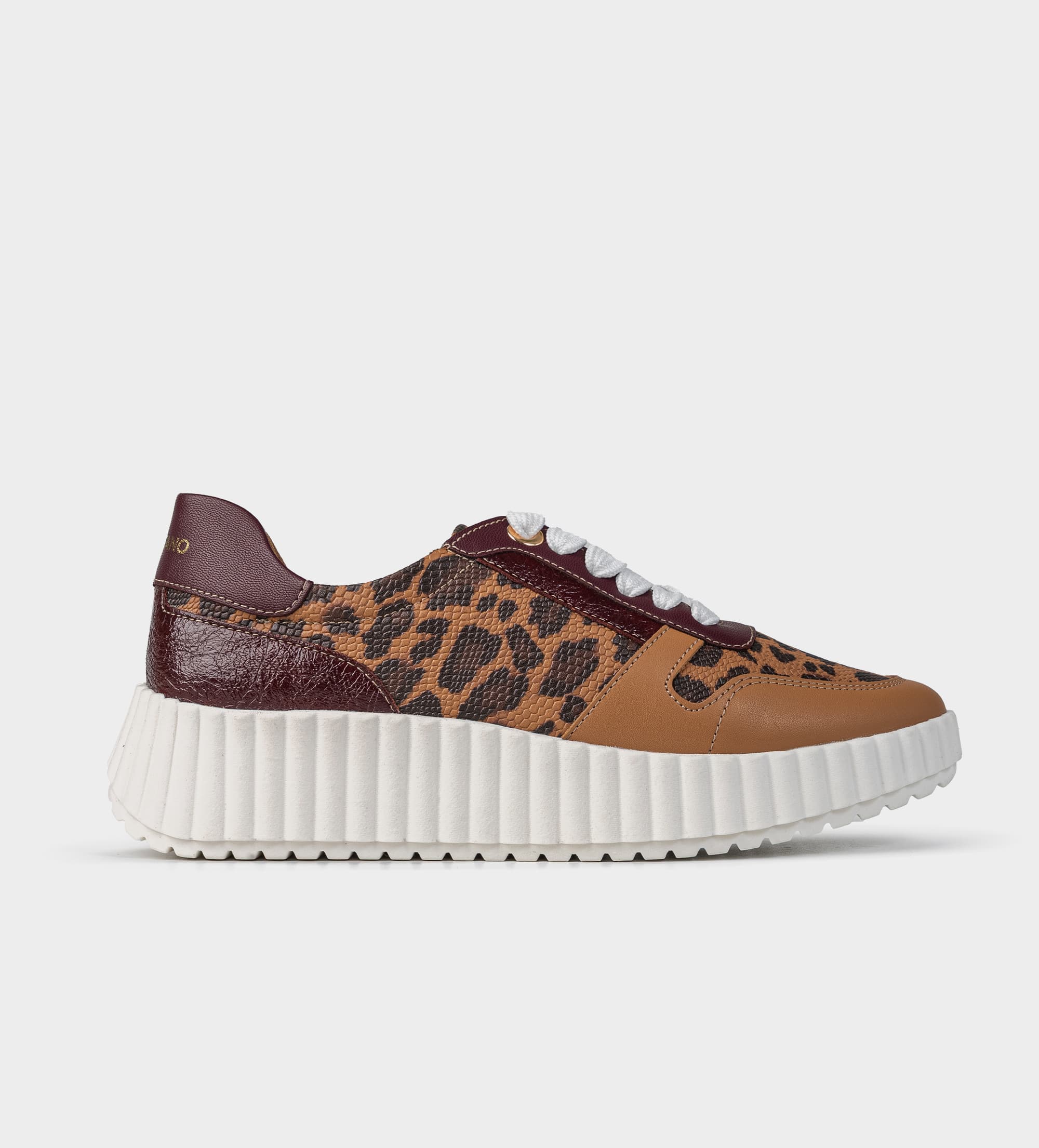 SNEAKER PLATAFORMA ANIMAL PRINT VINO Y CAMEL
