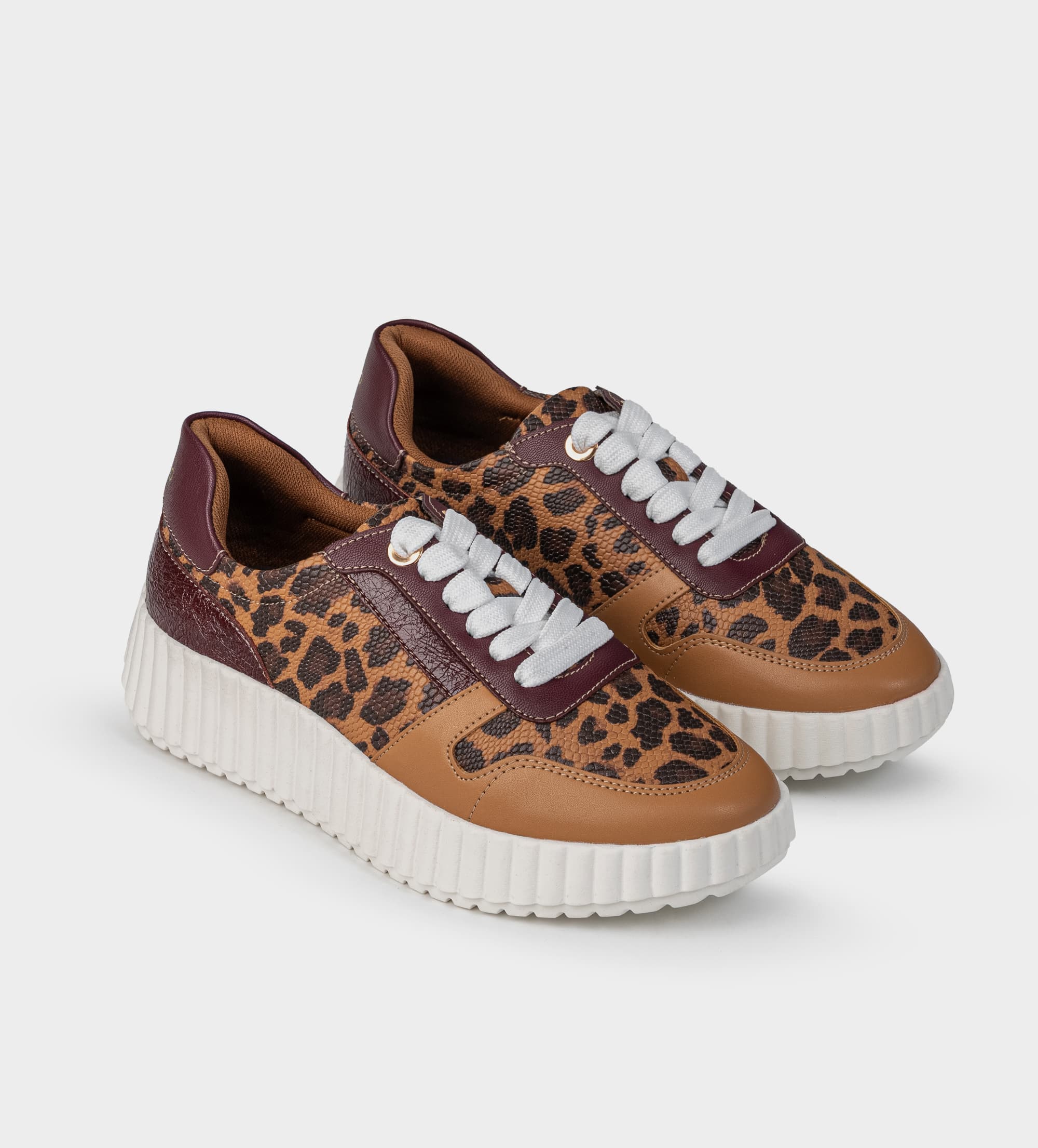 SNEAKER PLATAFORMA ANIMAL PRINT VINO Y CAMEL