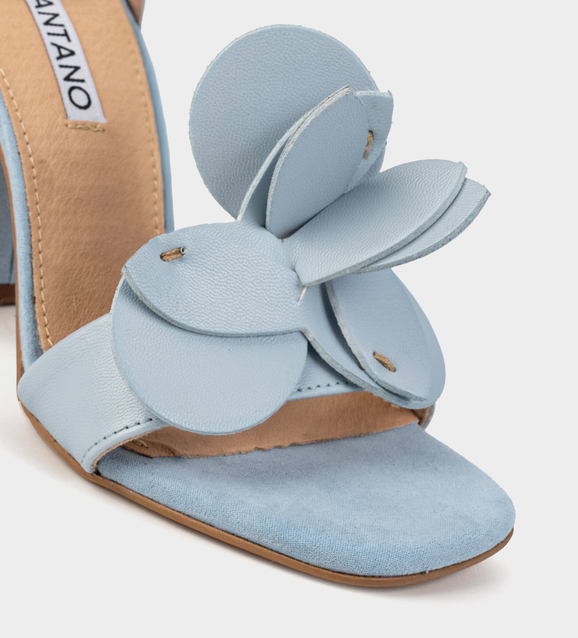 SANDALIA TACÓN FLOR AZUL