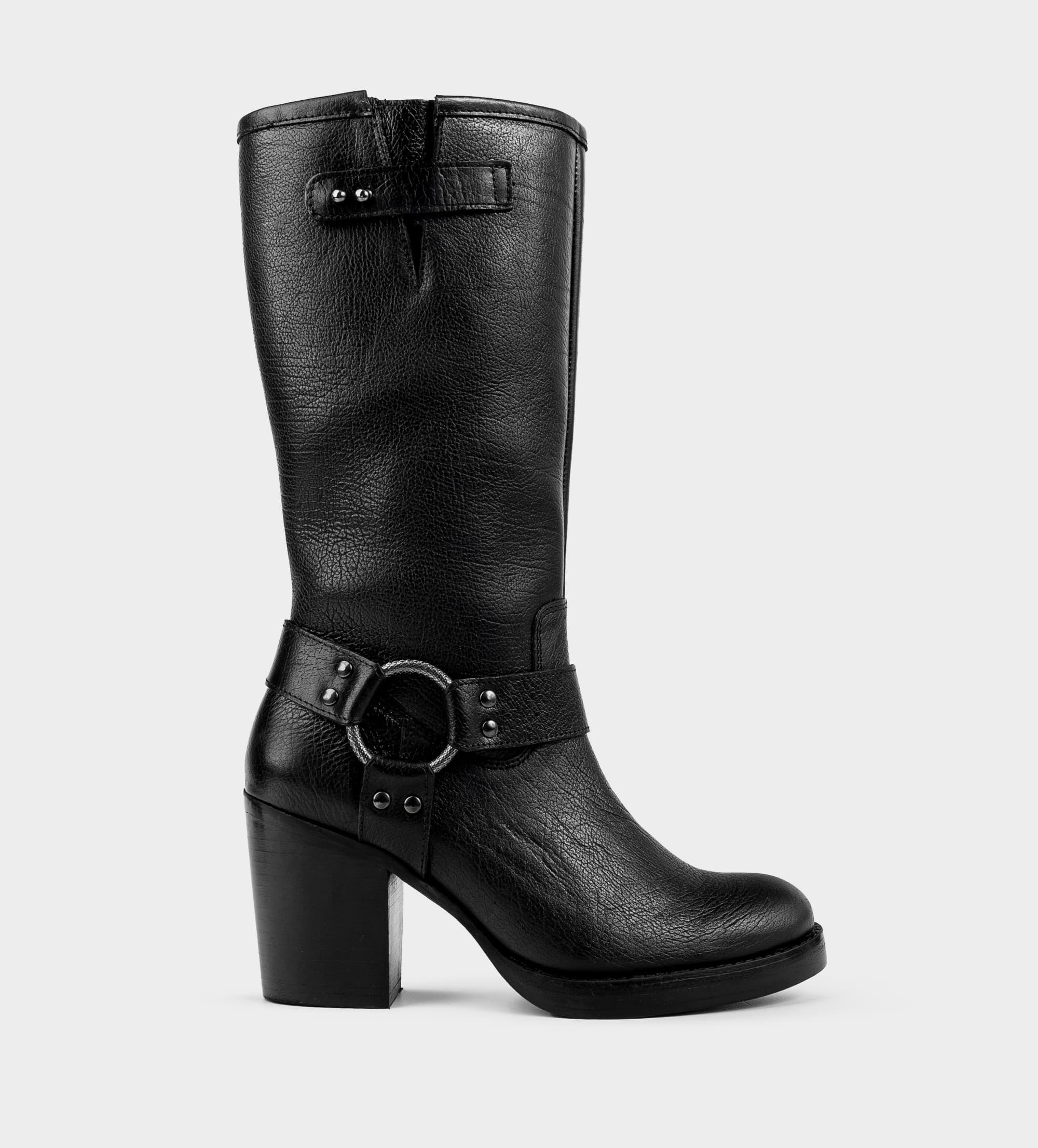 BOTA TACÓN HERRAJE PIEL NEGRO