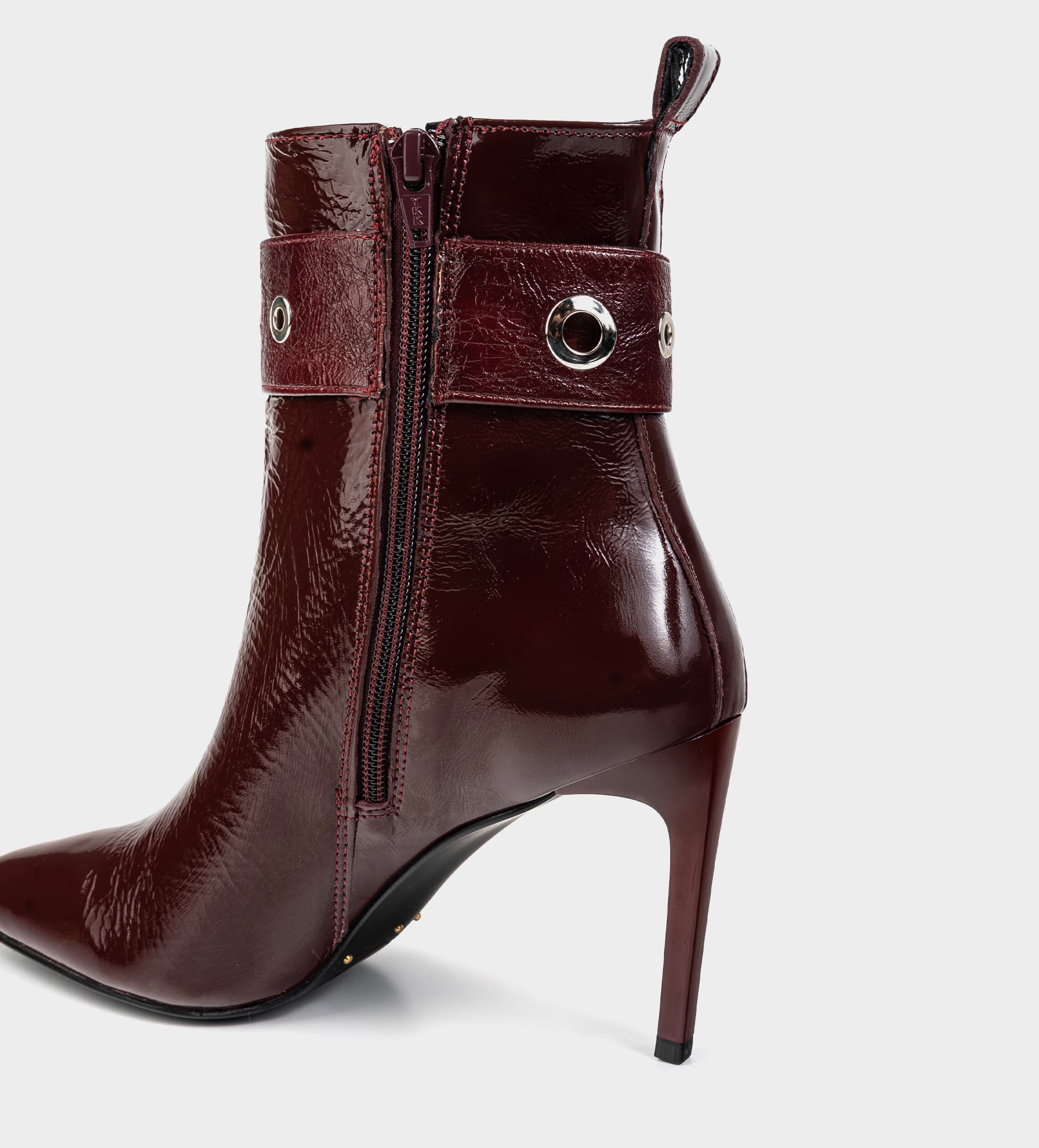 BOTA TACÓN CHELSEA PIEL CHAROL VINO