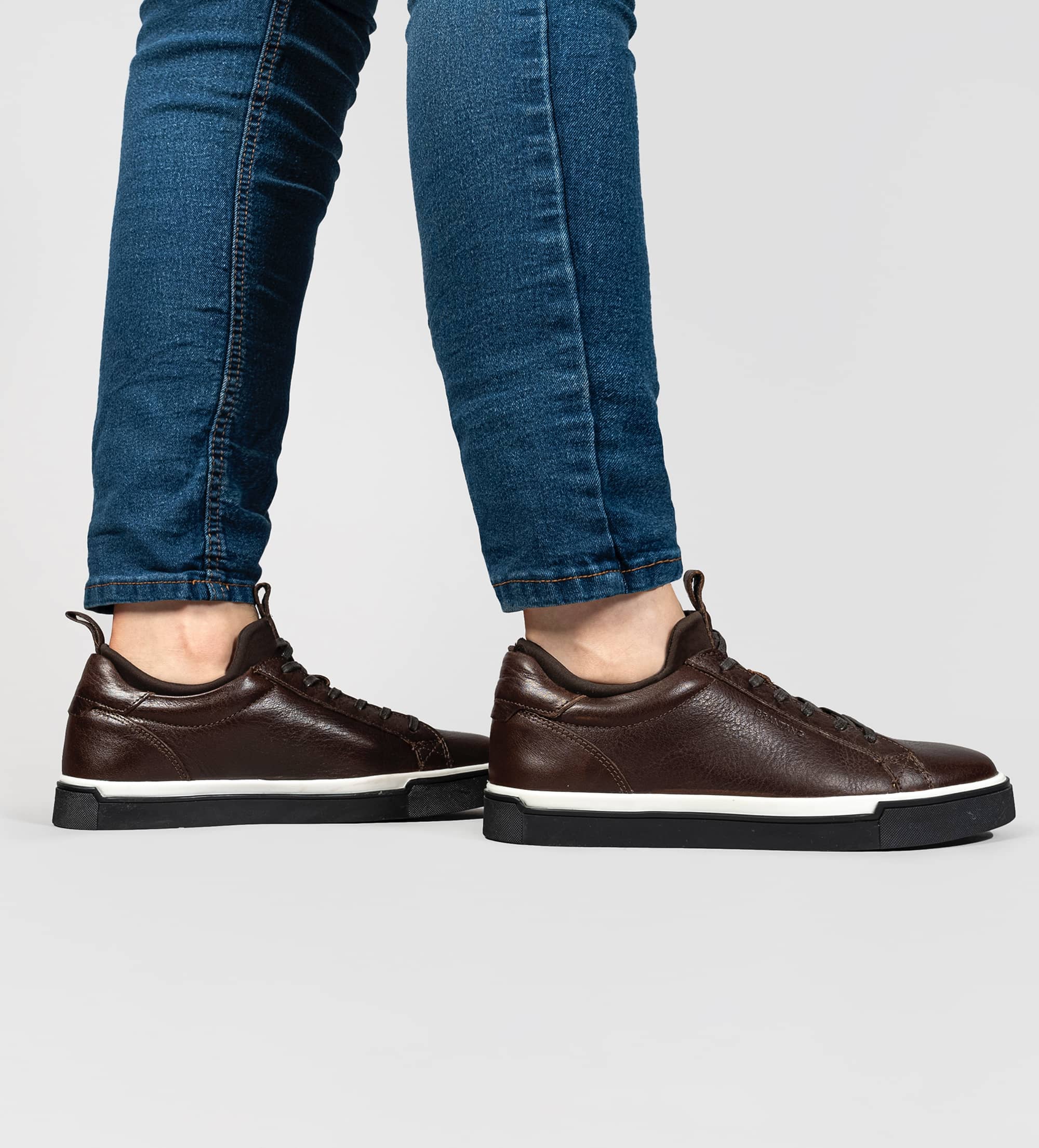 SNEAKER CALCETÍN HERMÉTICO PIEL CAFÉ