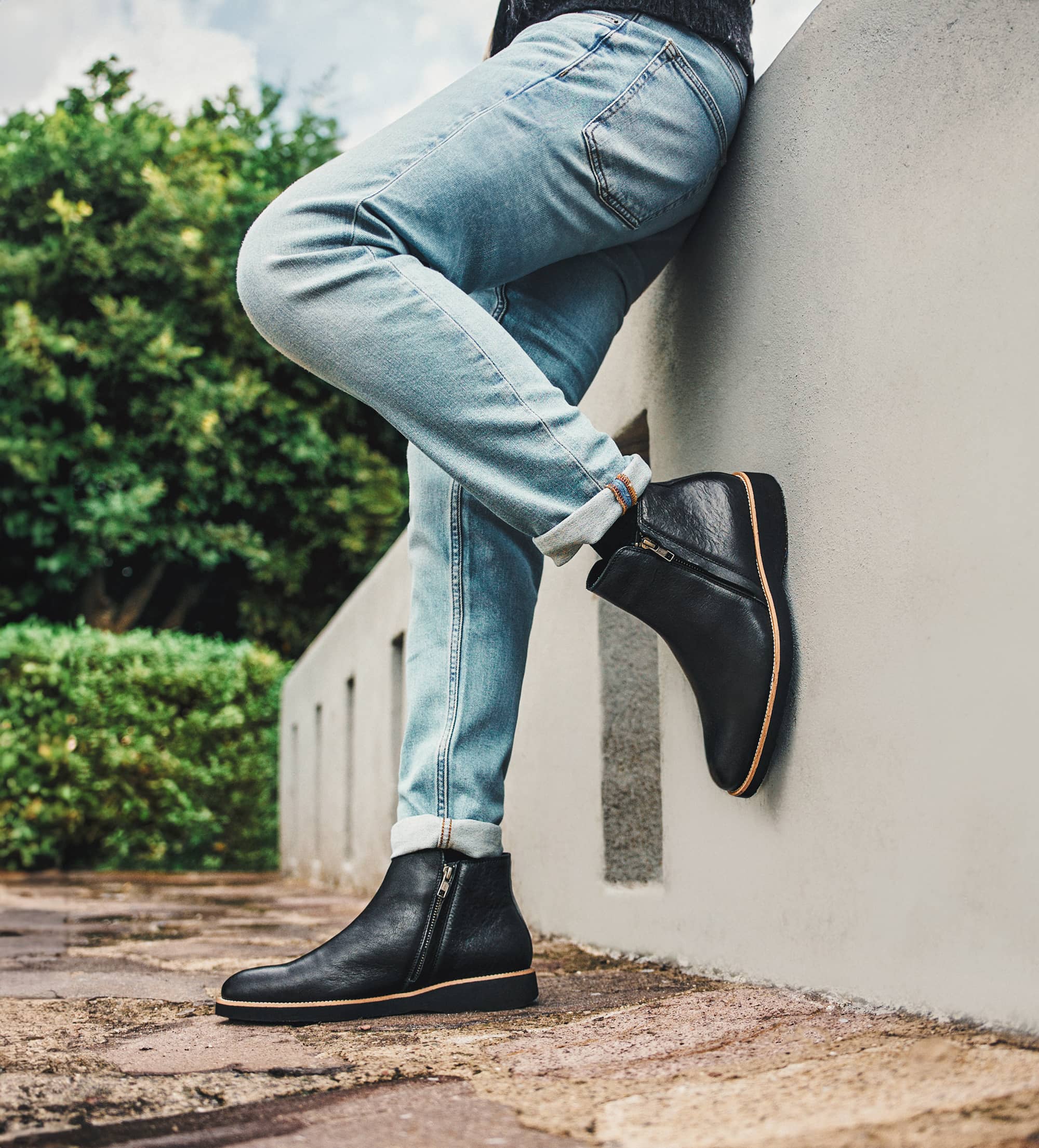 BOTÍN CIERRE PIEL NEGRO