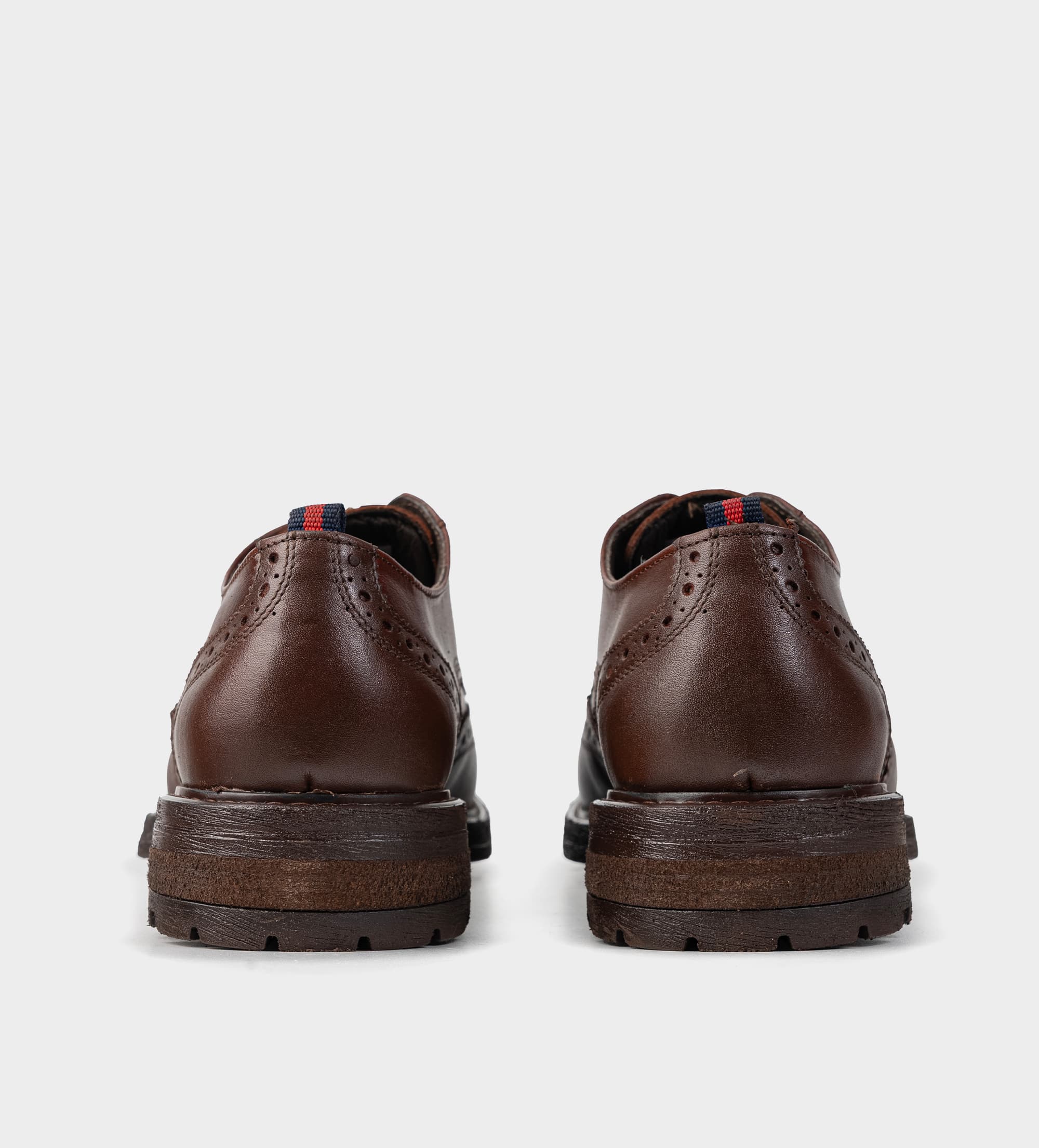 DERBY CASUAL WINGTIP PIEL CAFÉ