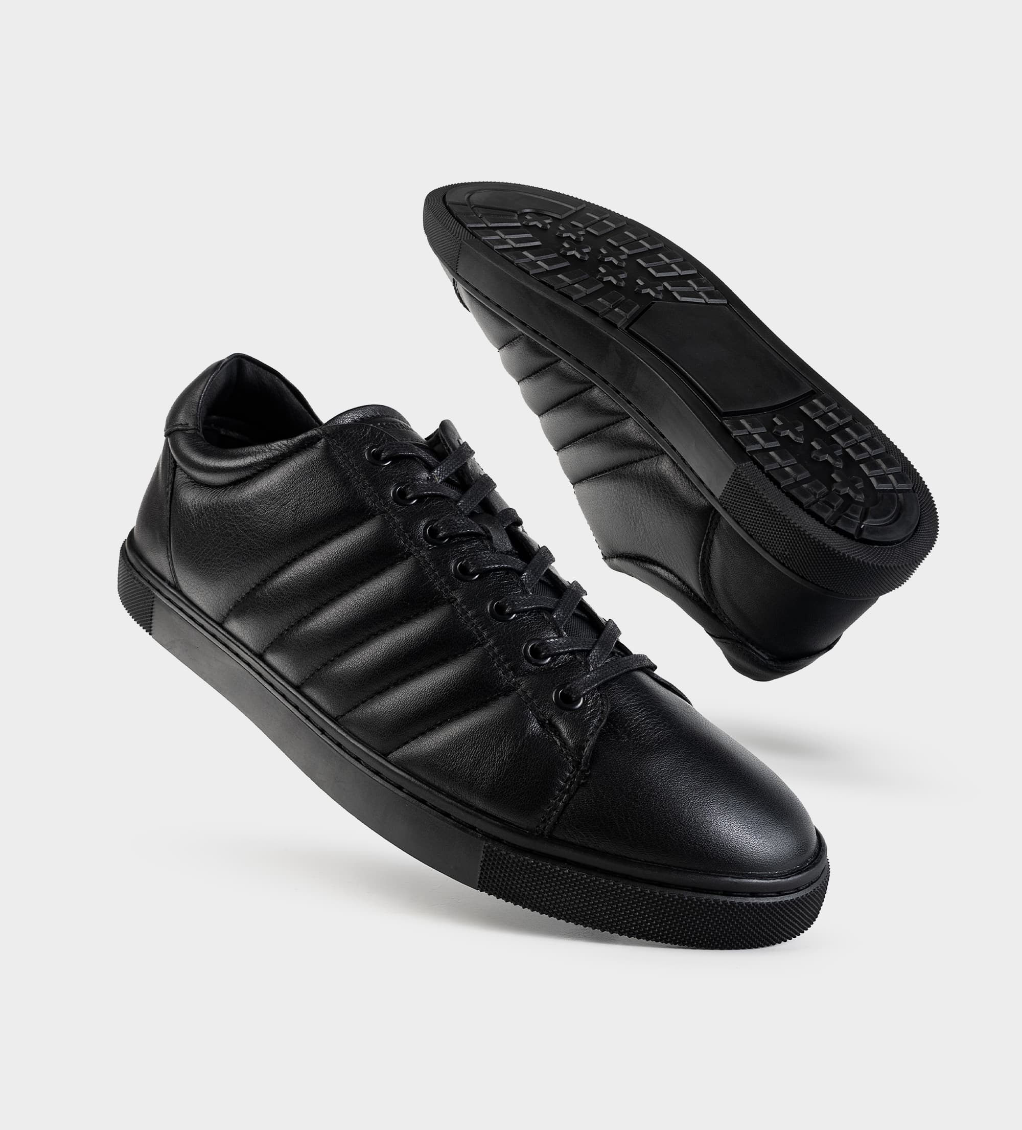 SNEAKER CASUAL PIEL NEGRO