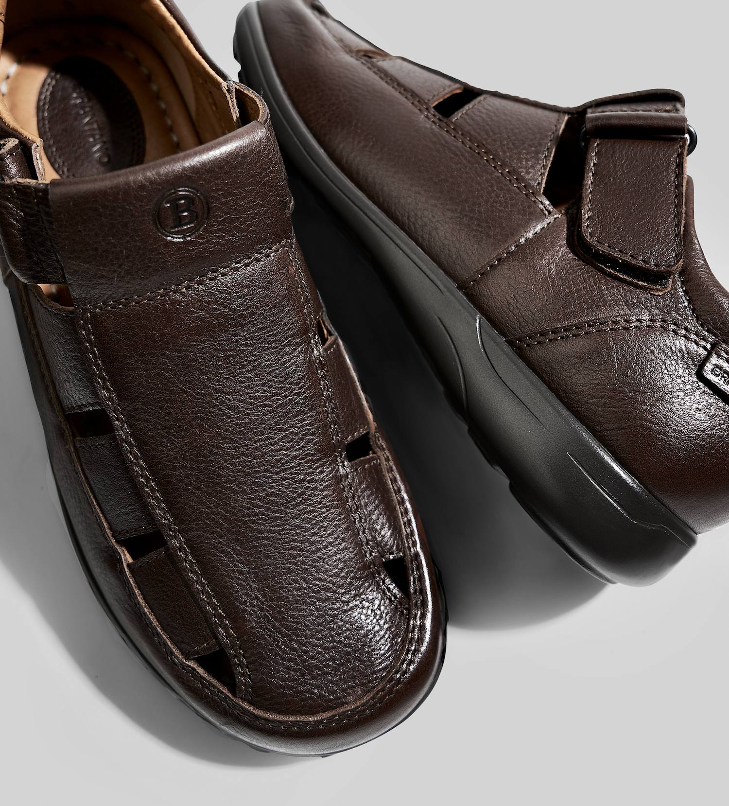 SANDALIA CASUAL PIEL CAFÉ