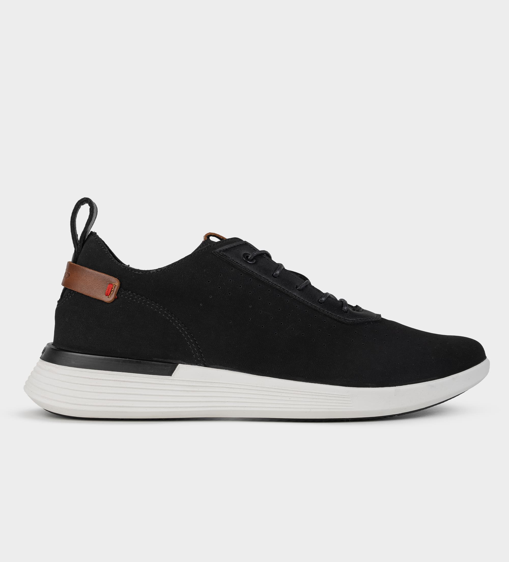 SNEAKER CASUAL SLIP ON NEGRO