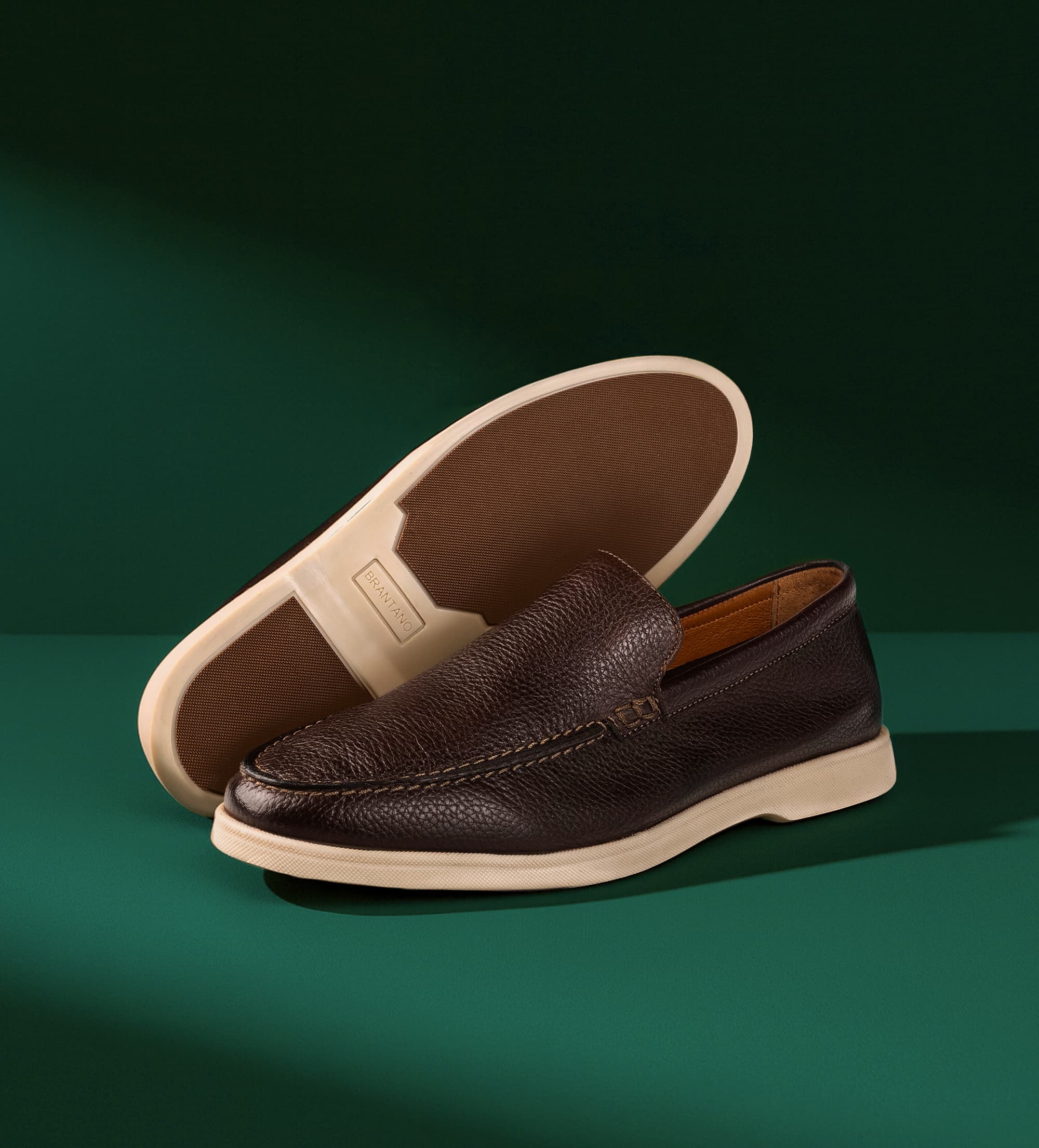 MOCASÍN SLIP ON PIEL CAFÉ
