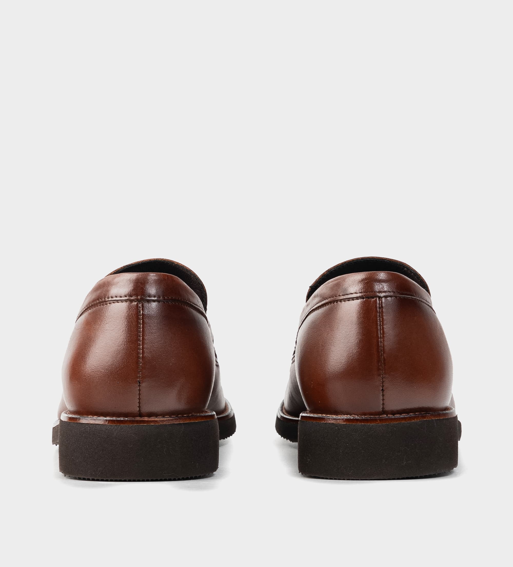 MOCASÍN PIEL CAFÉ SUELA ULTRALIGERA
