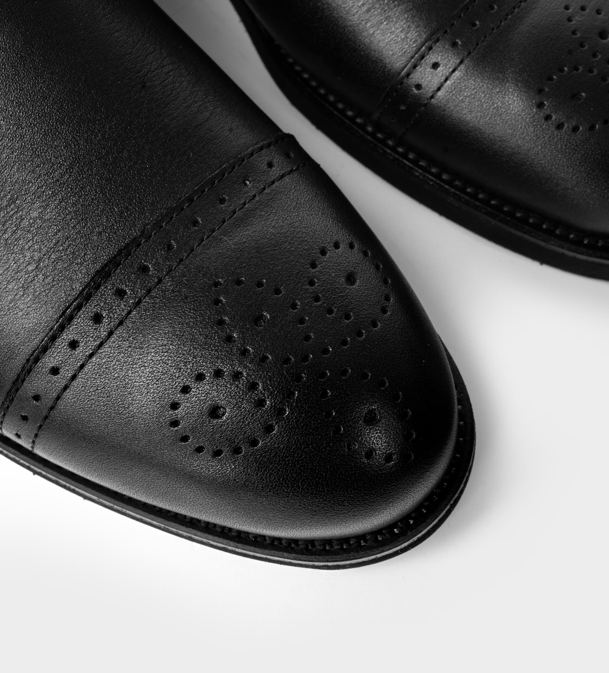 ZAPATO VESTIR BROGUE PIEL NEGRO