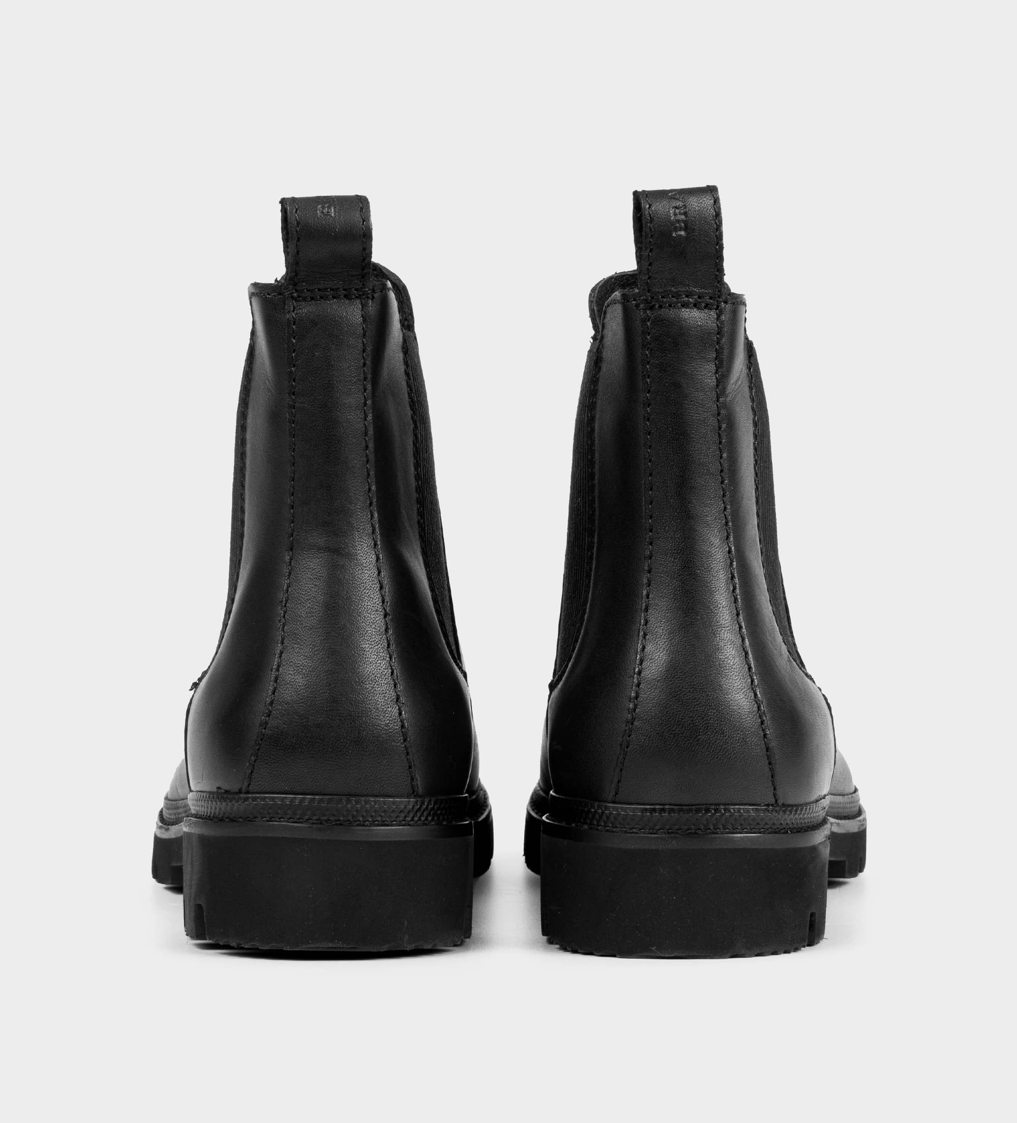 BOTA CHELSEA PIEL NEGRO