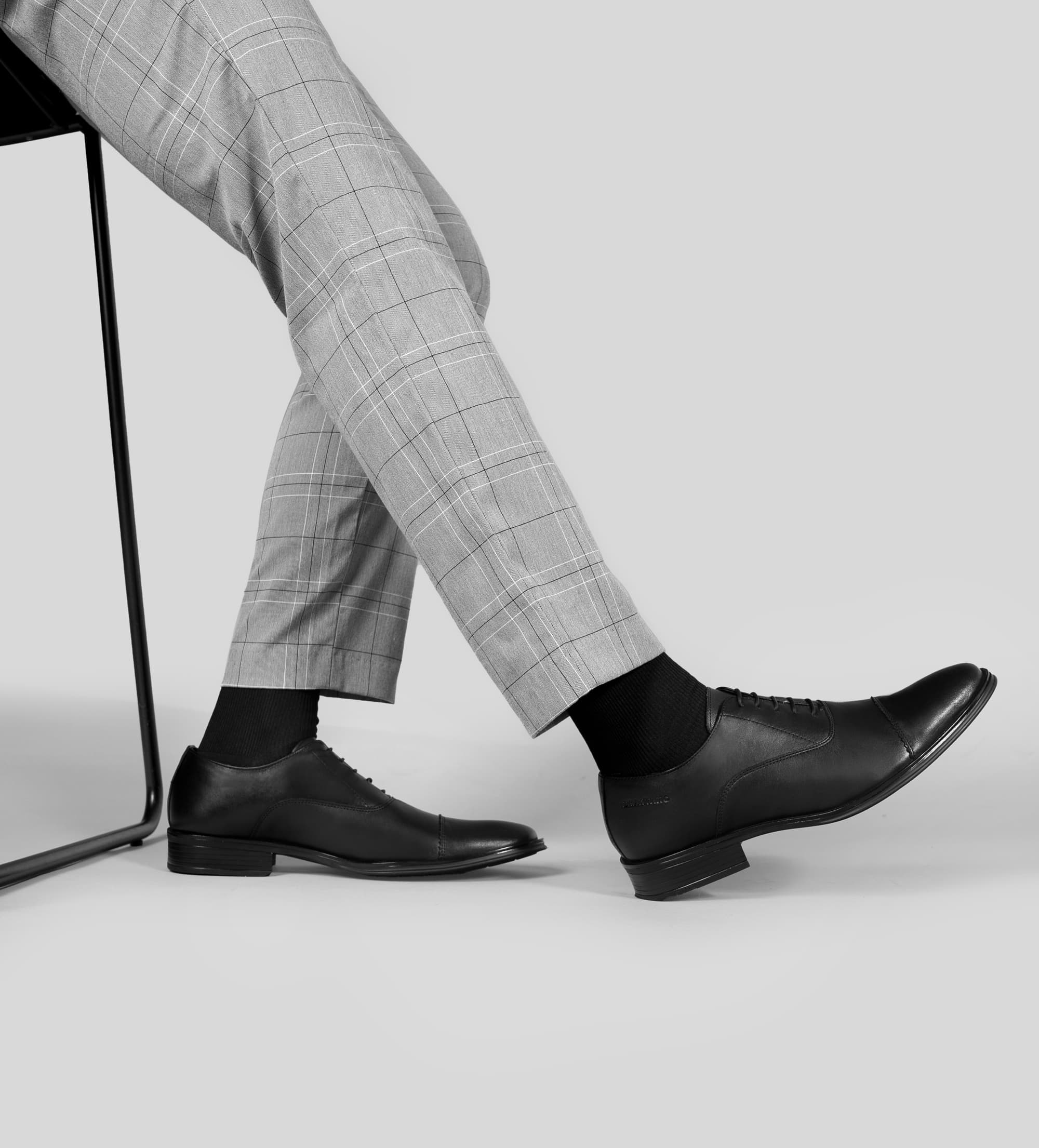 OXFORD PUNTERA PIEL NEGRO