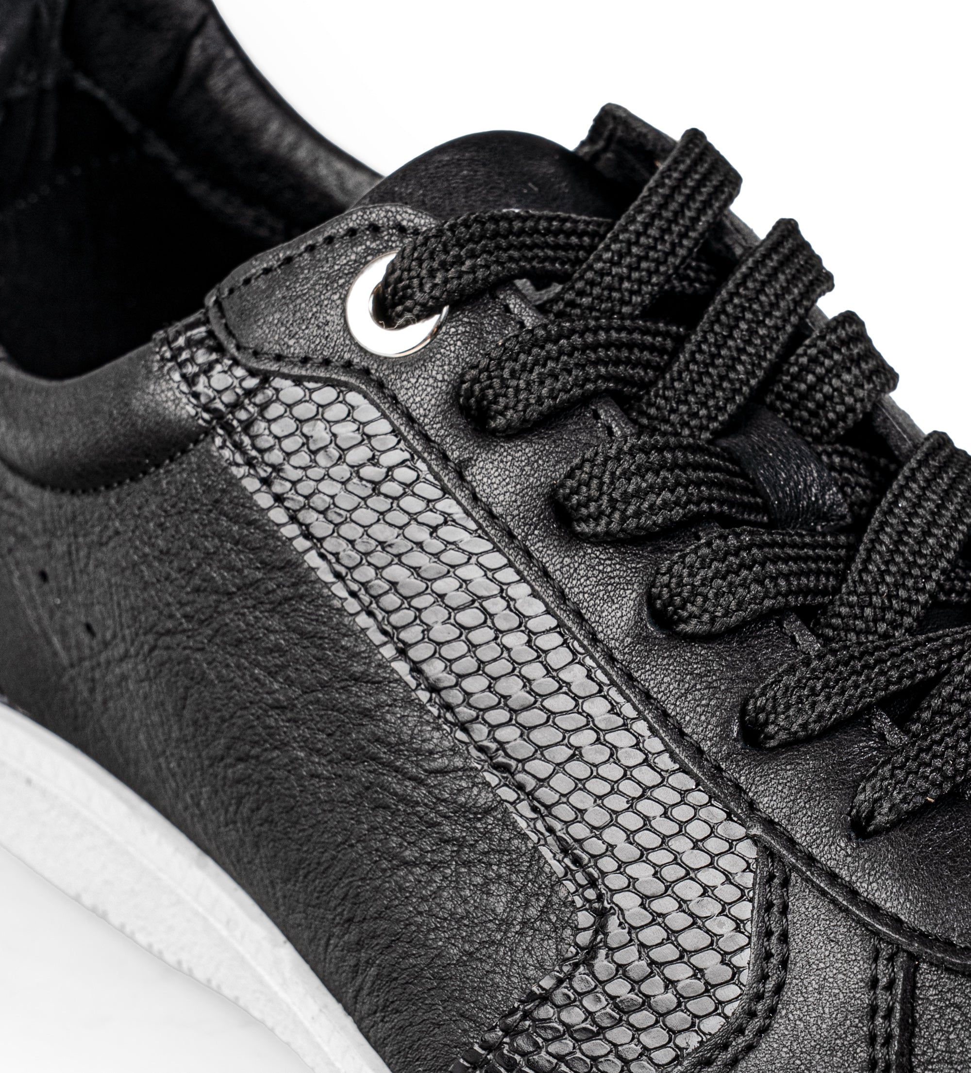 SNEAKER CASUAL PIEL NEGRO TEXTURIZADO