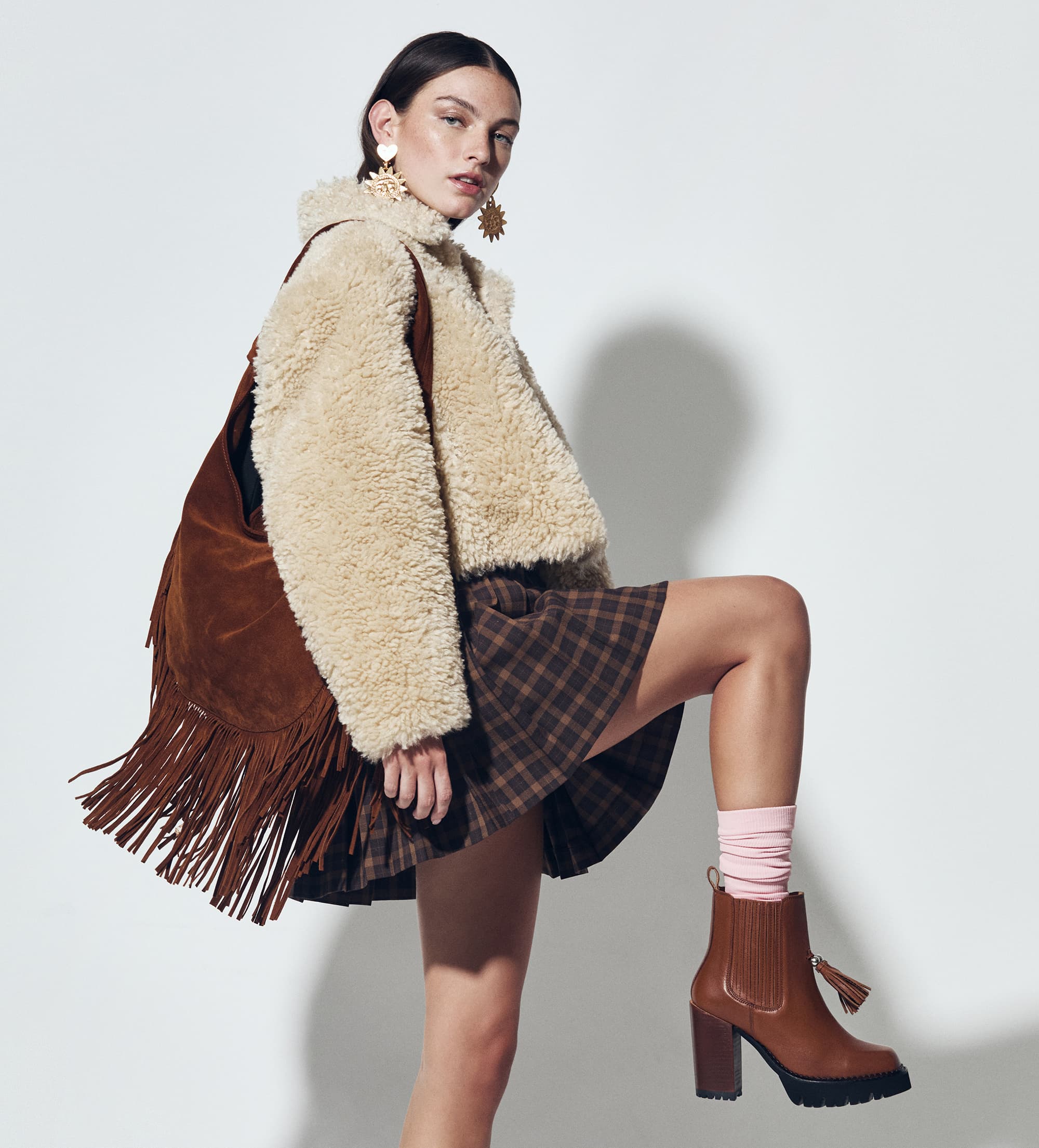 BOLSO HOBO PIEL GAMUZA CAFÉ