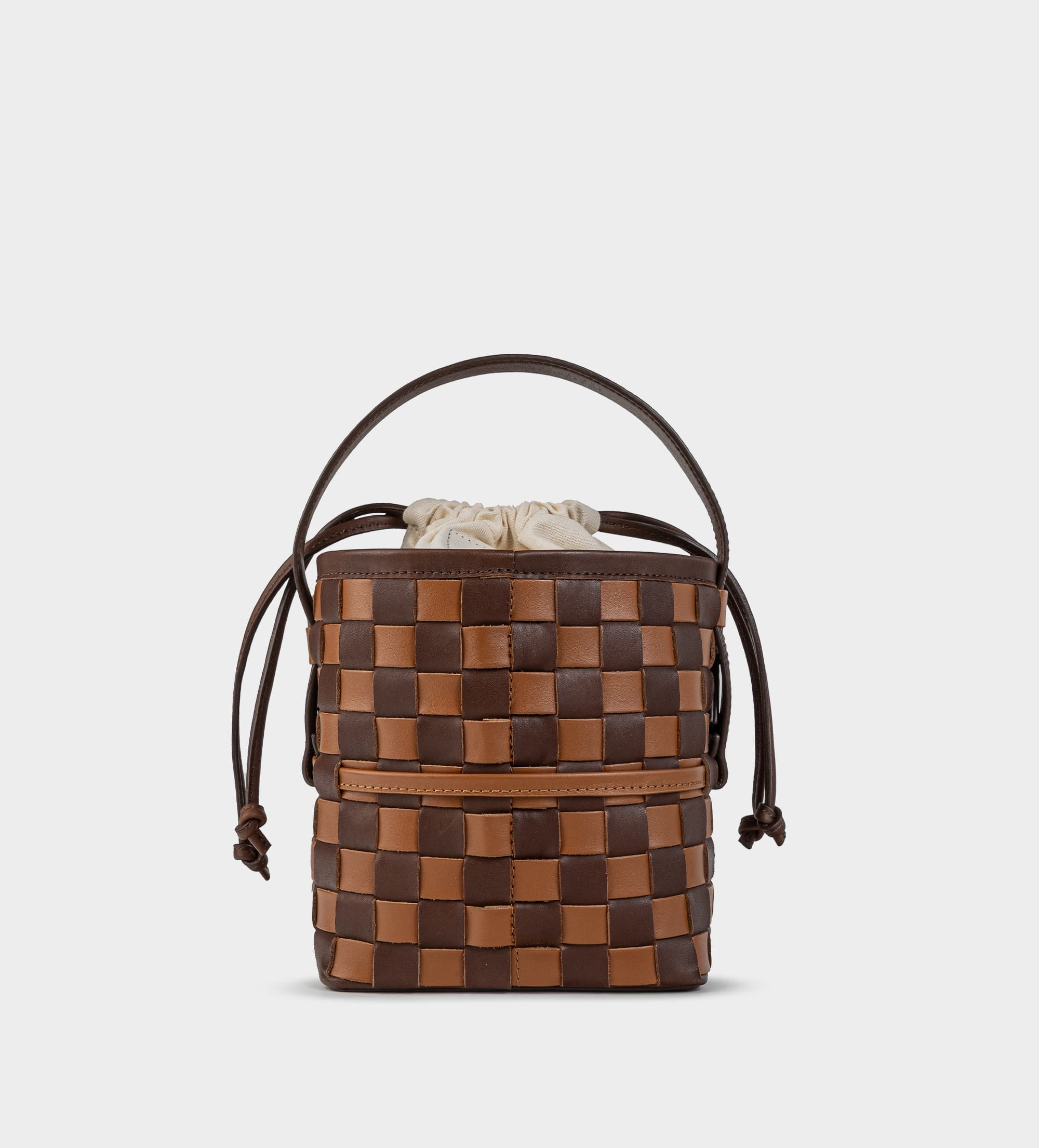 BUCKET BAG PIEL TRENZADA CAFÉ