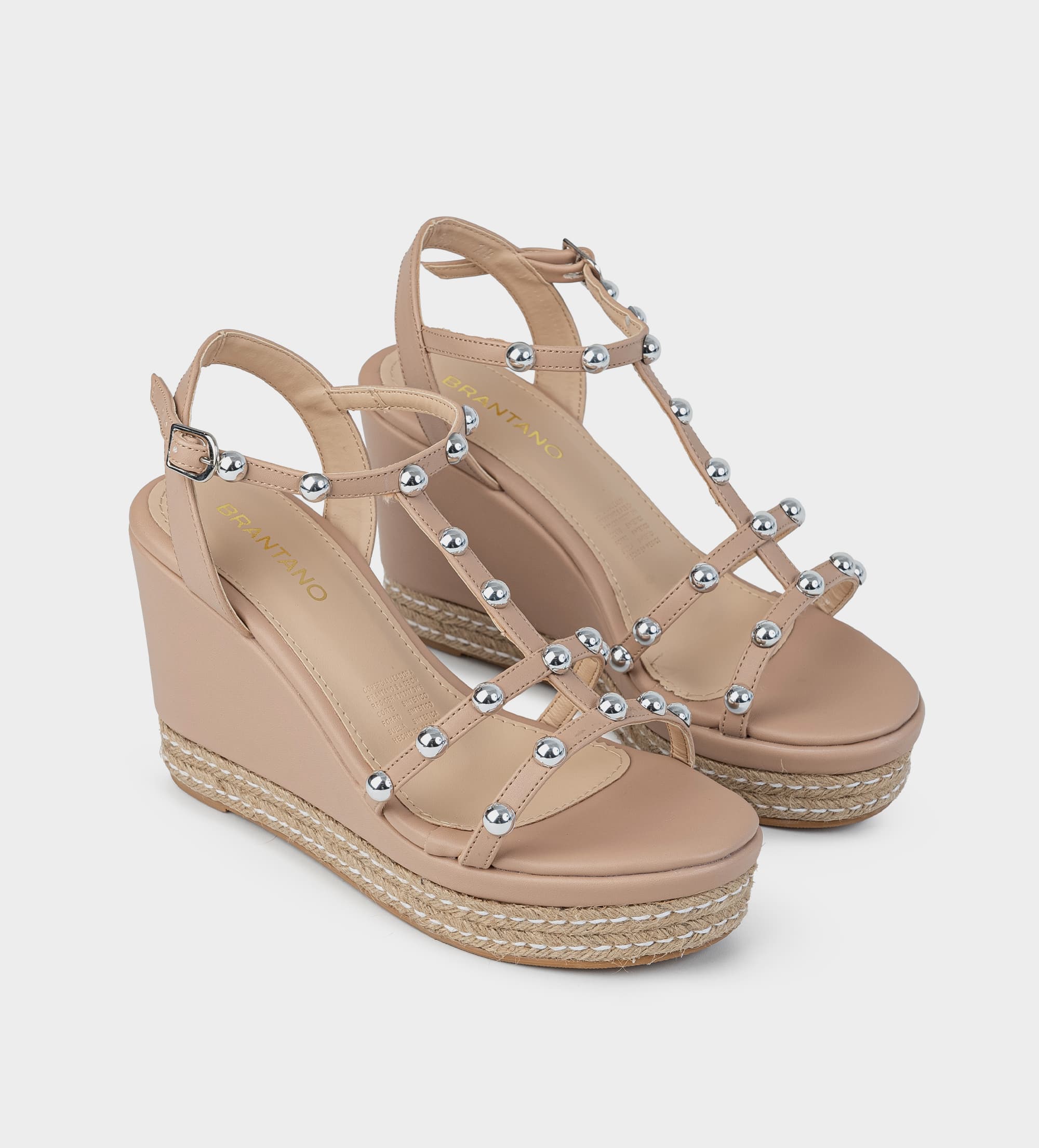 SANDALIA PLATAFORMA TACHUELAS TIRAS NUDE