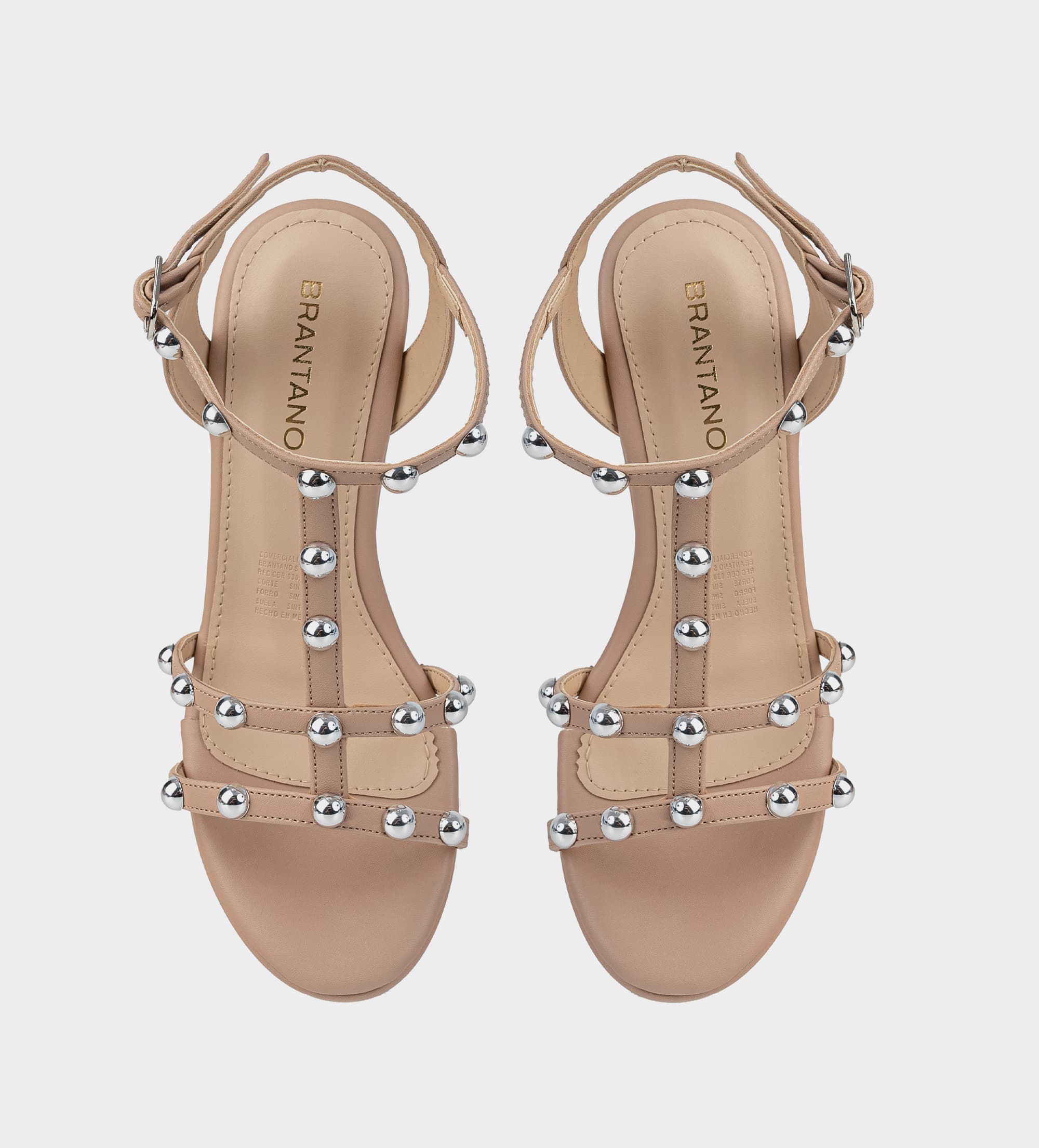 SANDALIA PLATAFORMA TACHUELAS TIRAS NUDE