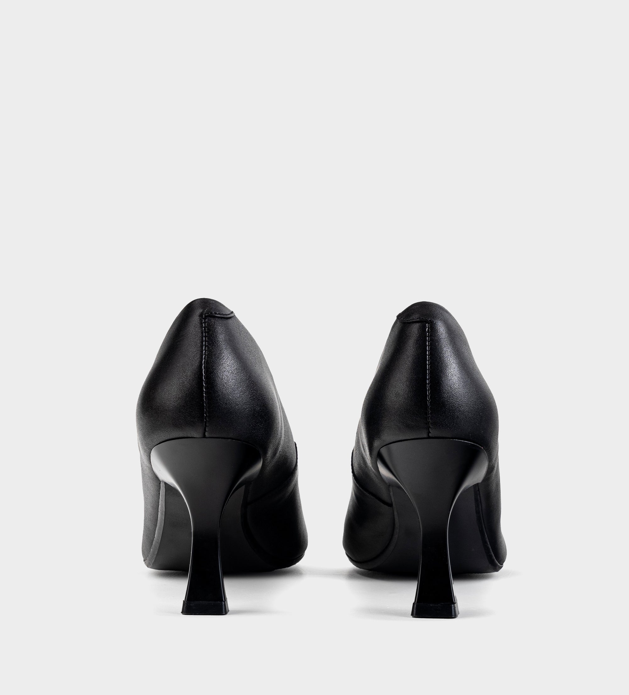 ZAPATO TACÓN BAJO PIEL NEGRO