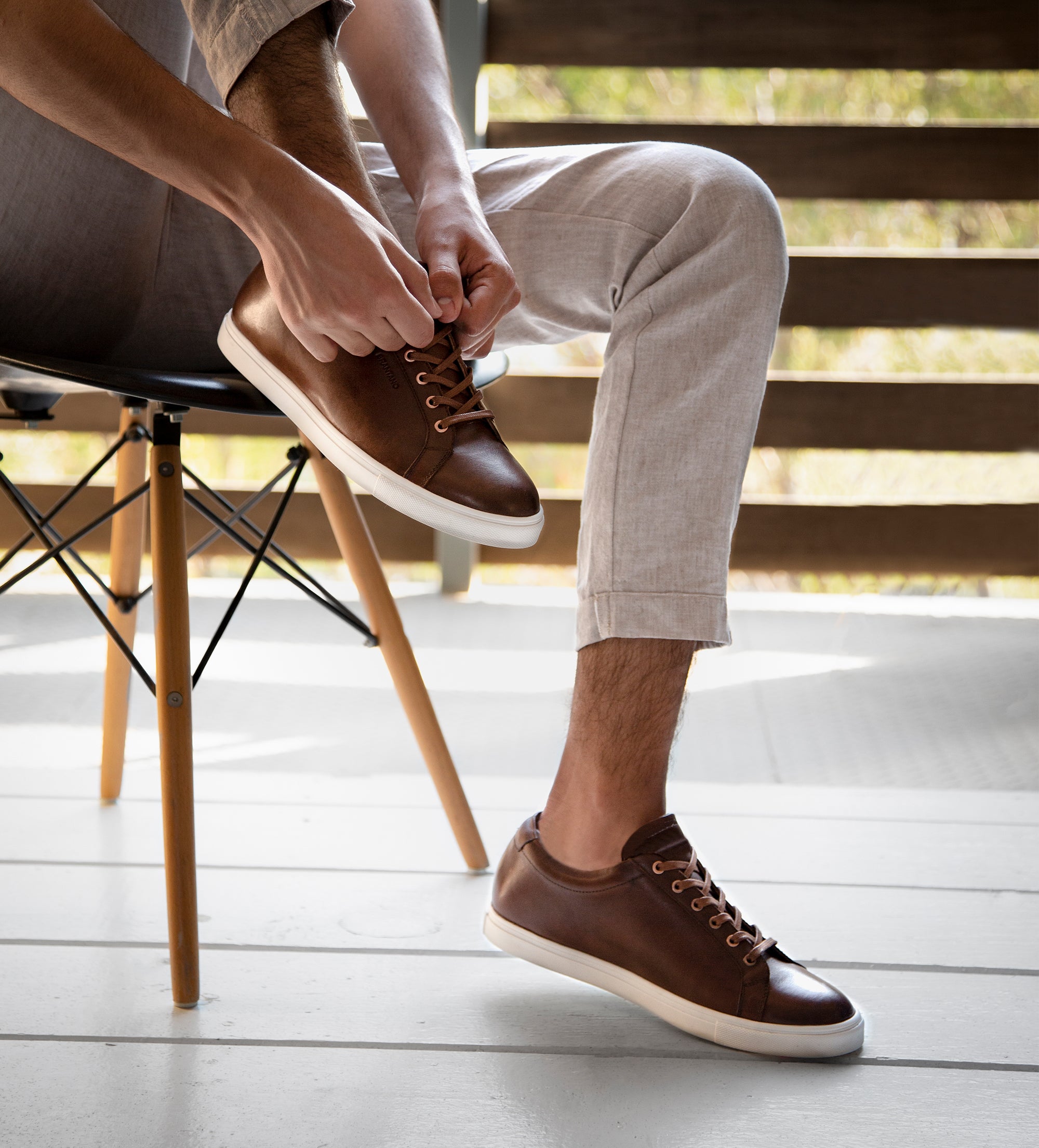 SNEAKERS PIEL CAFÉ