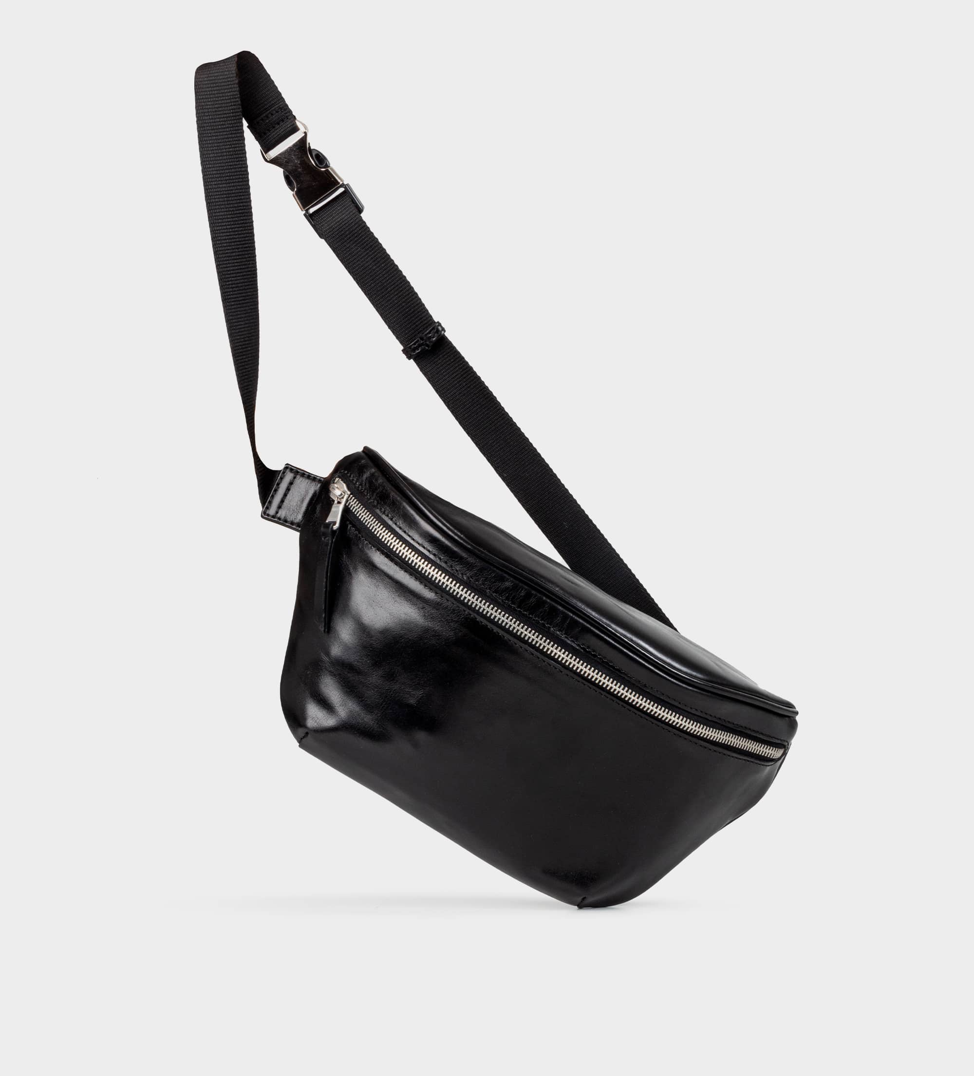 RIÑONERA PIEL NEGRO