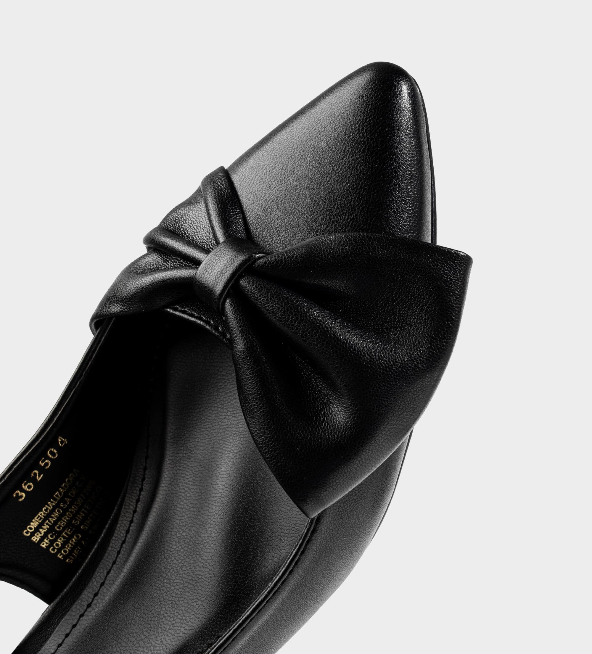 ZAPATILLA DESTALONADA MOÑO NEGRO