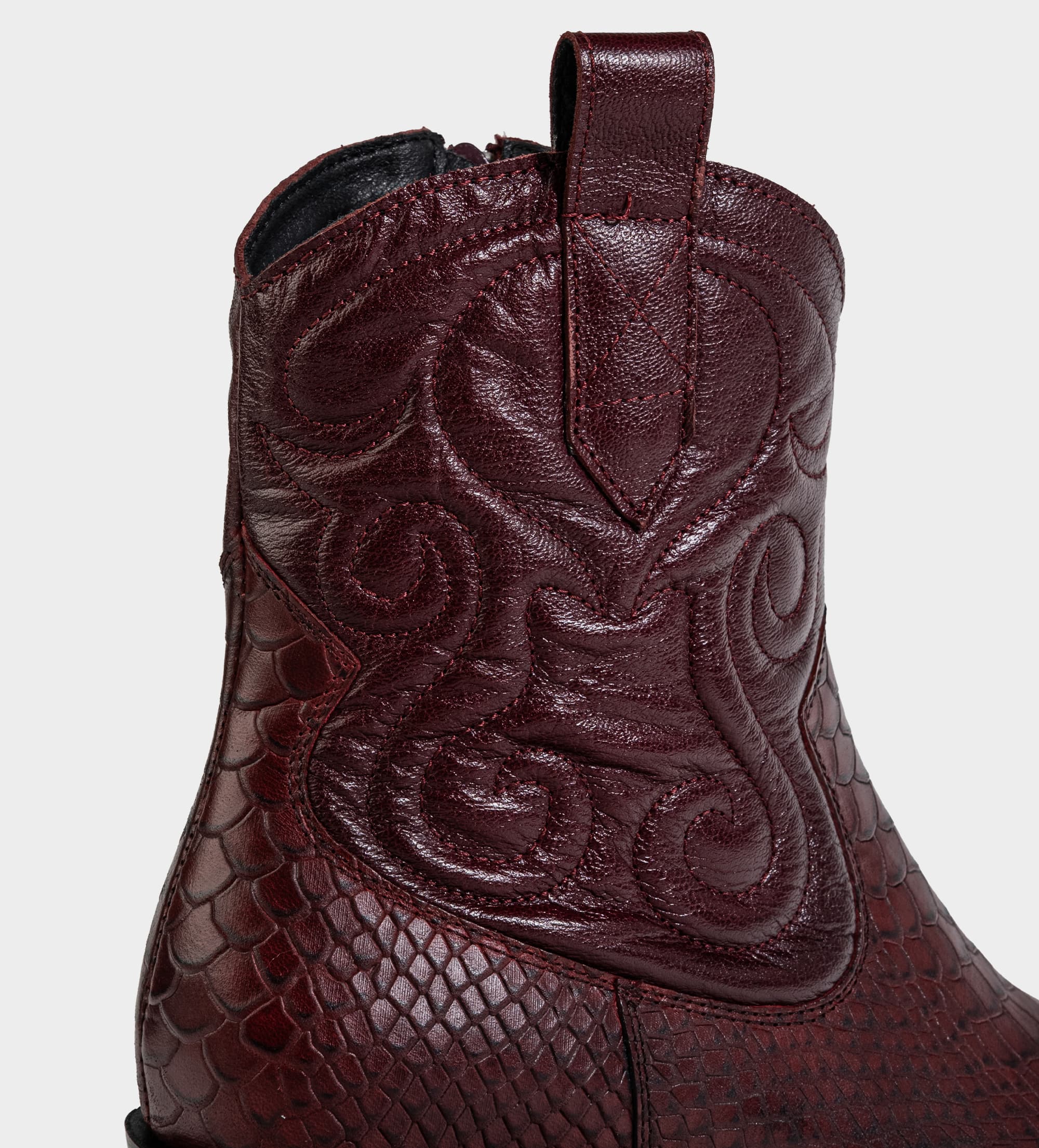 BOTÍN WESTERN PIEL VINO