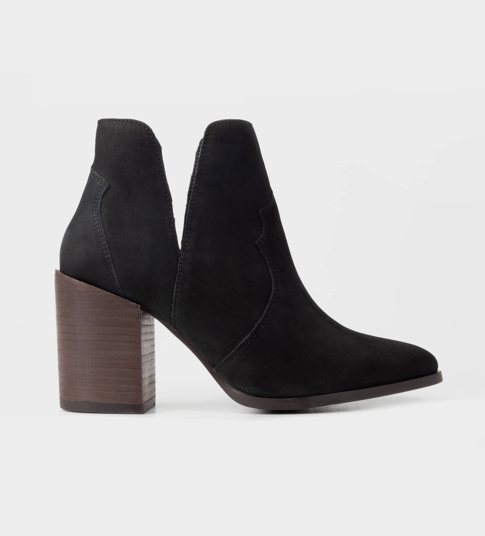 Botin discount cut out