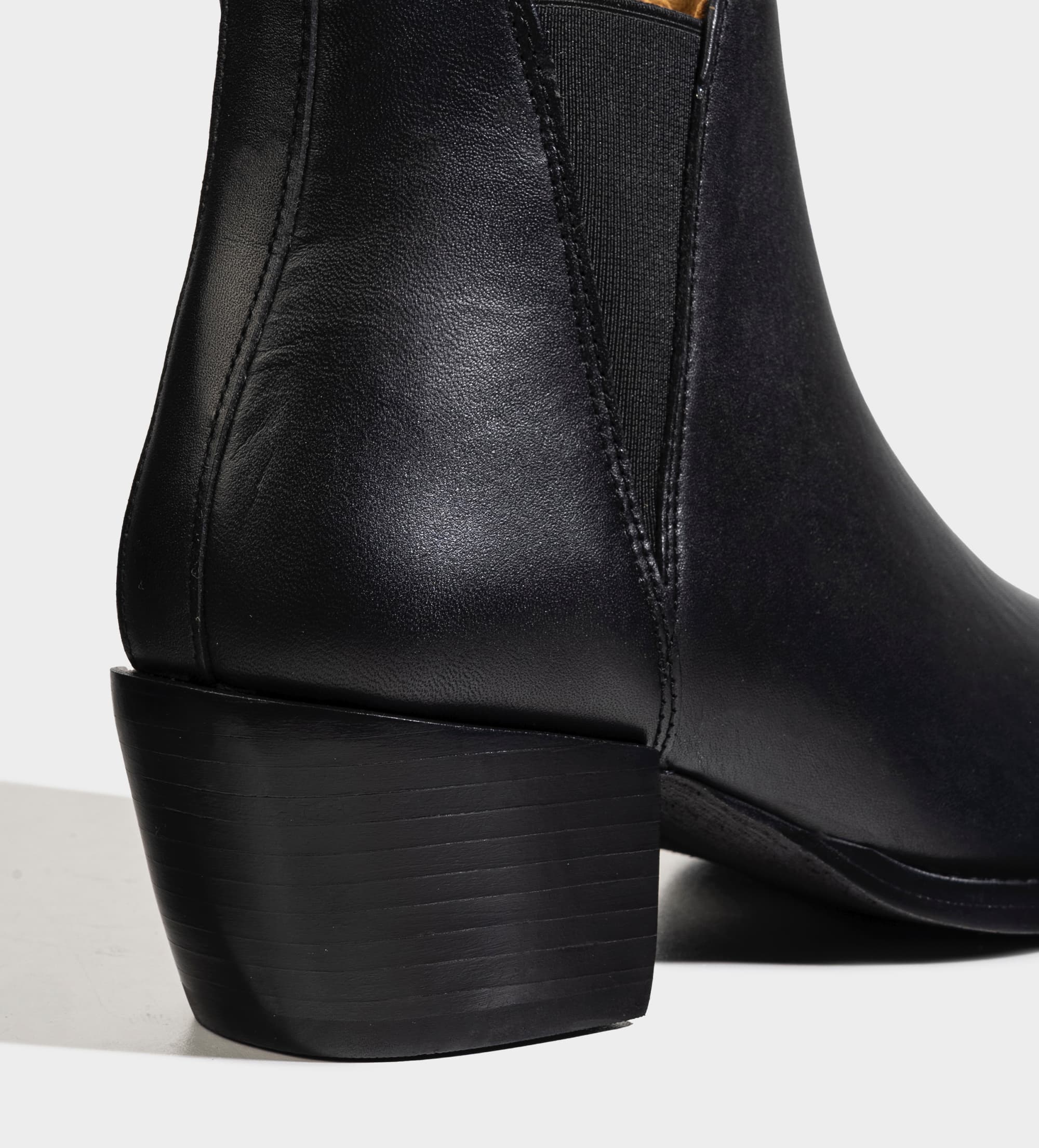 BOTÍN CHELSEA WESTERN PIEL NEGRO