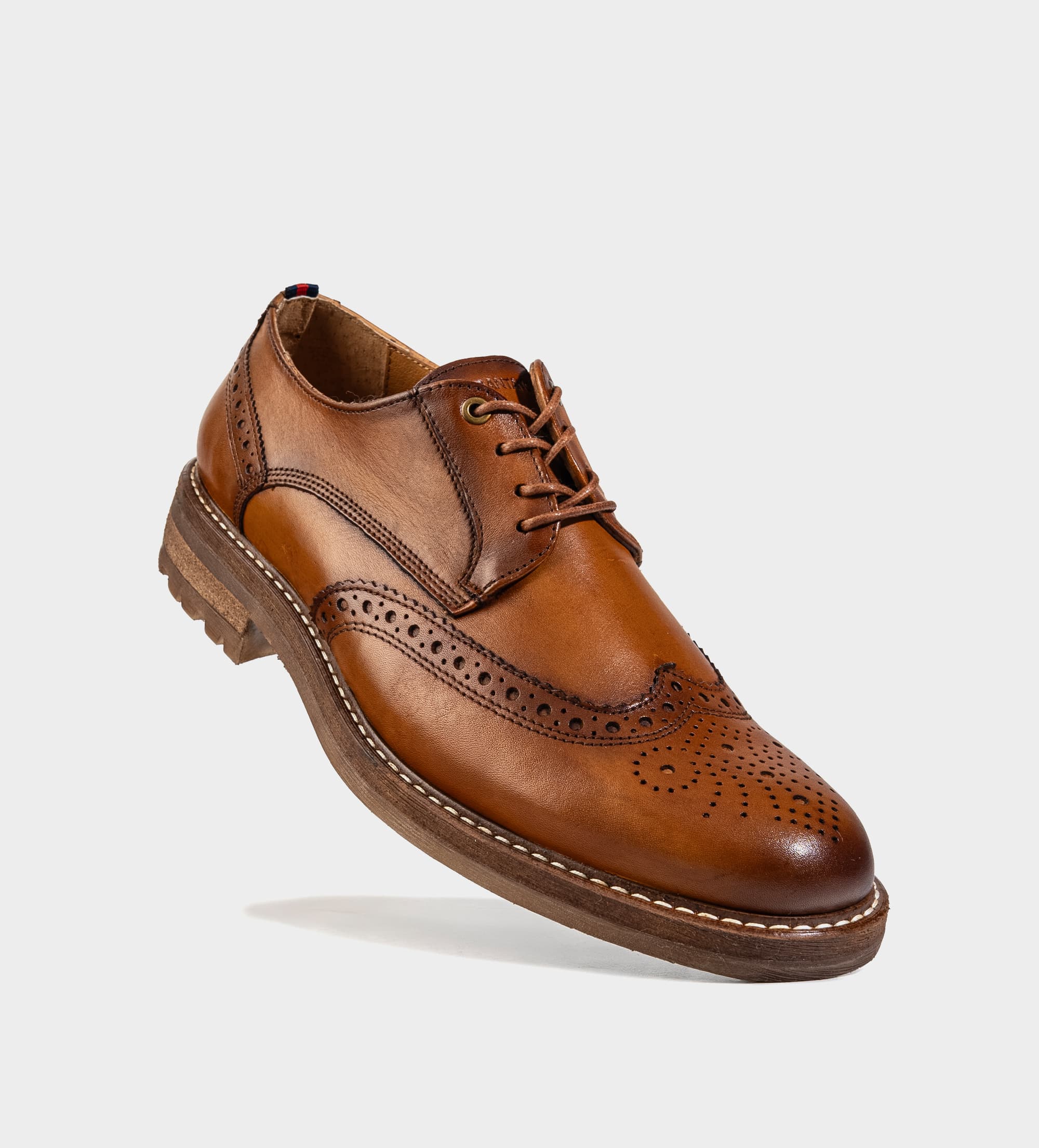DERBY CASUAL WINGTIP PIEL CAFÉ MIEL