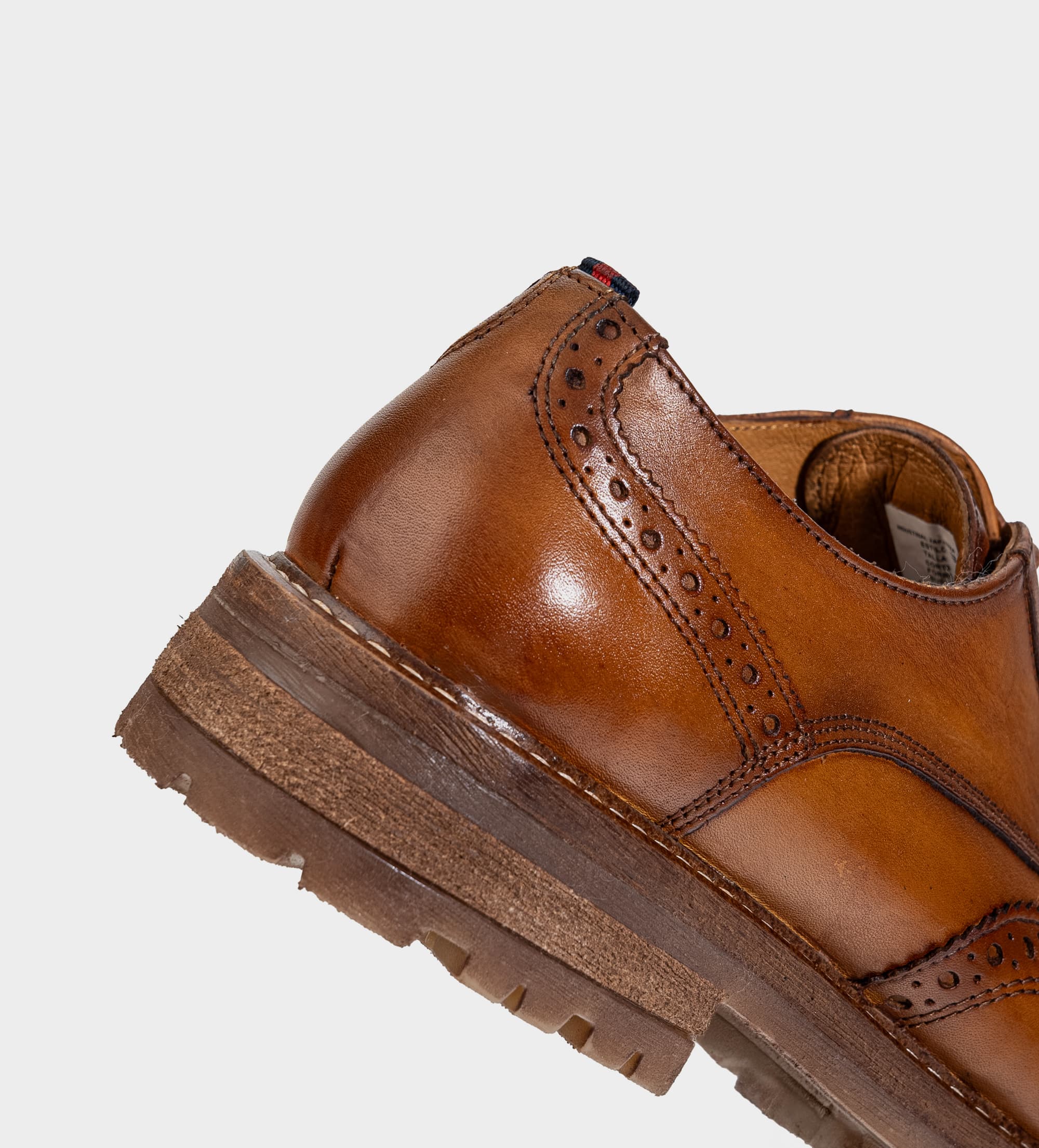 DERBY CASUAL WINGTIP PIEL CAFÉ MIEL